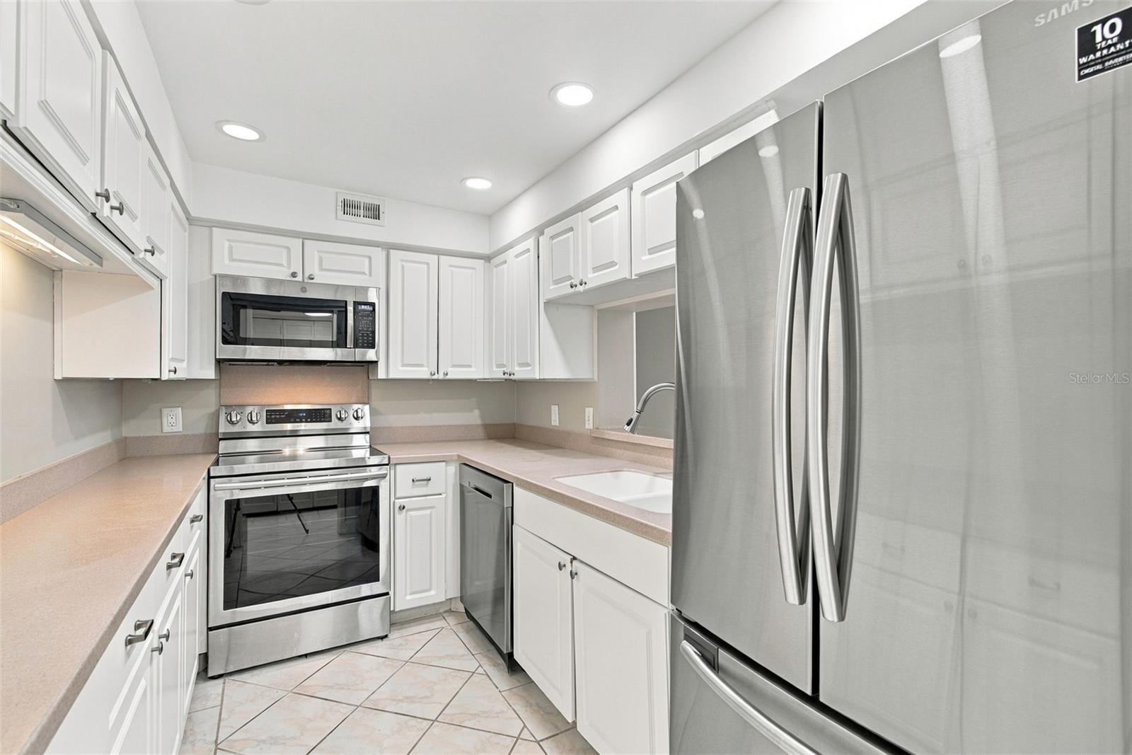 4141 BAYSHORE BLVD #1106 — photo 5