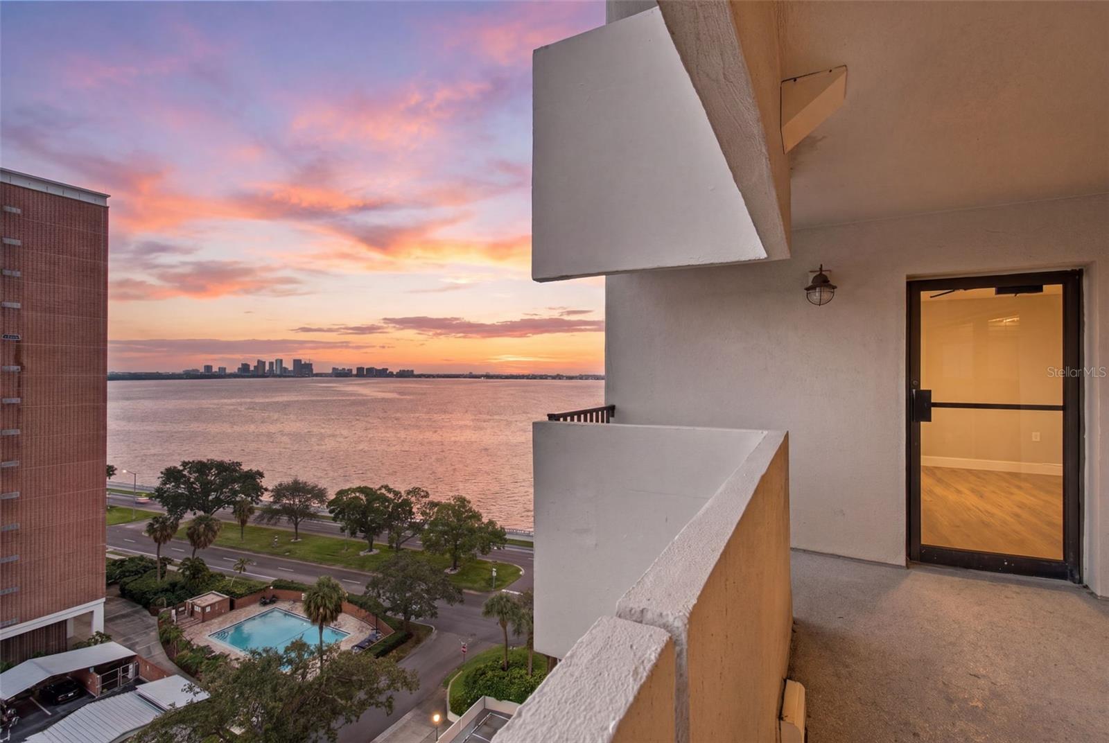 4141 BAYSHORE BLVD #1106