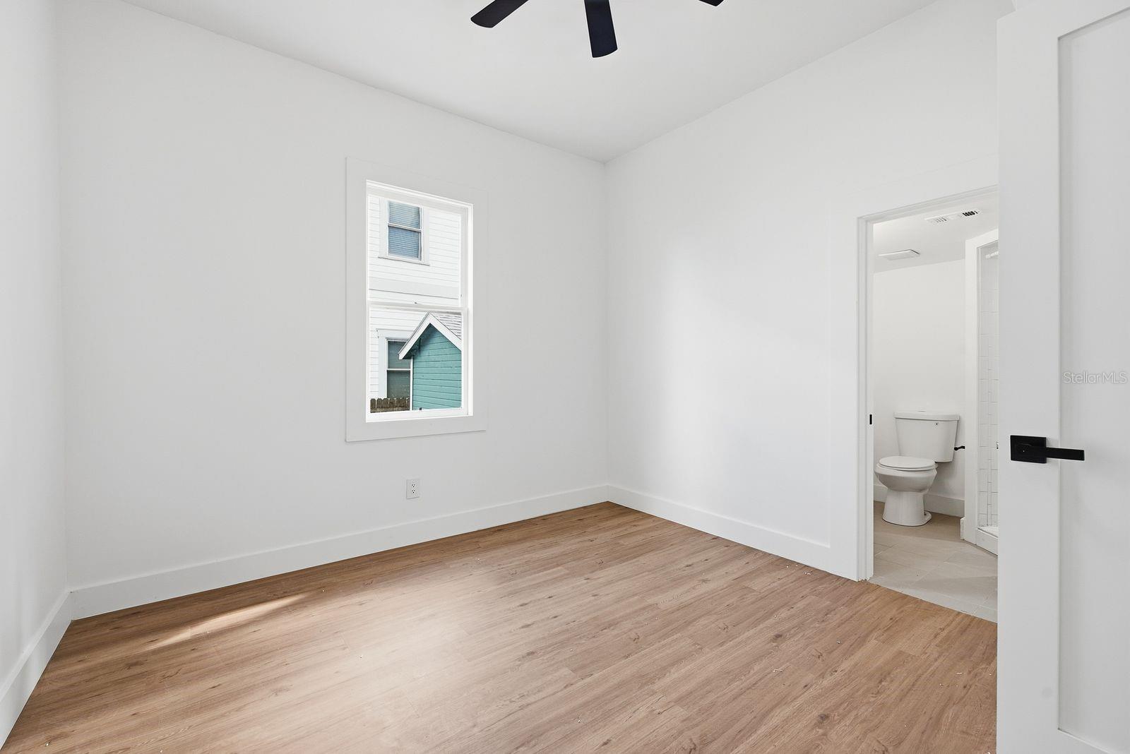 2506 N 12TH ST — photo 12
