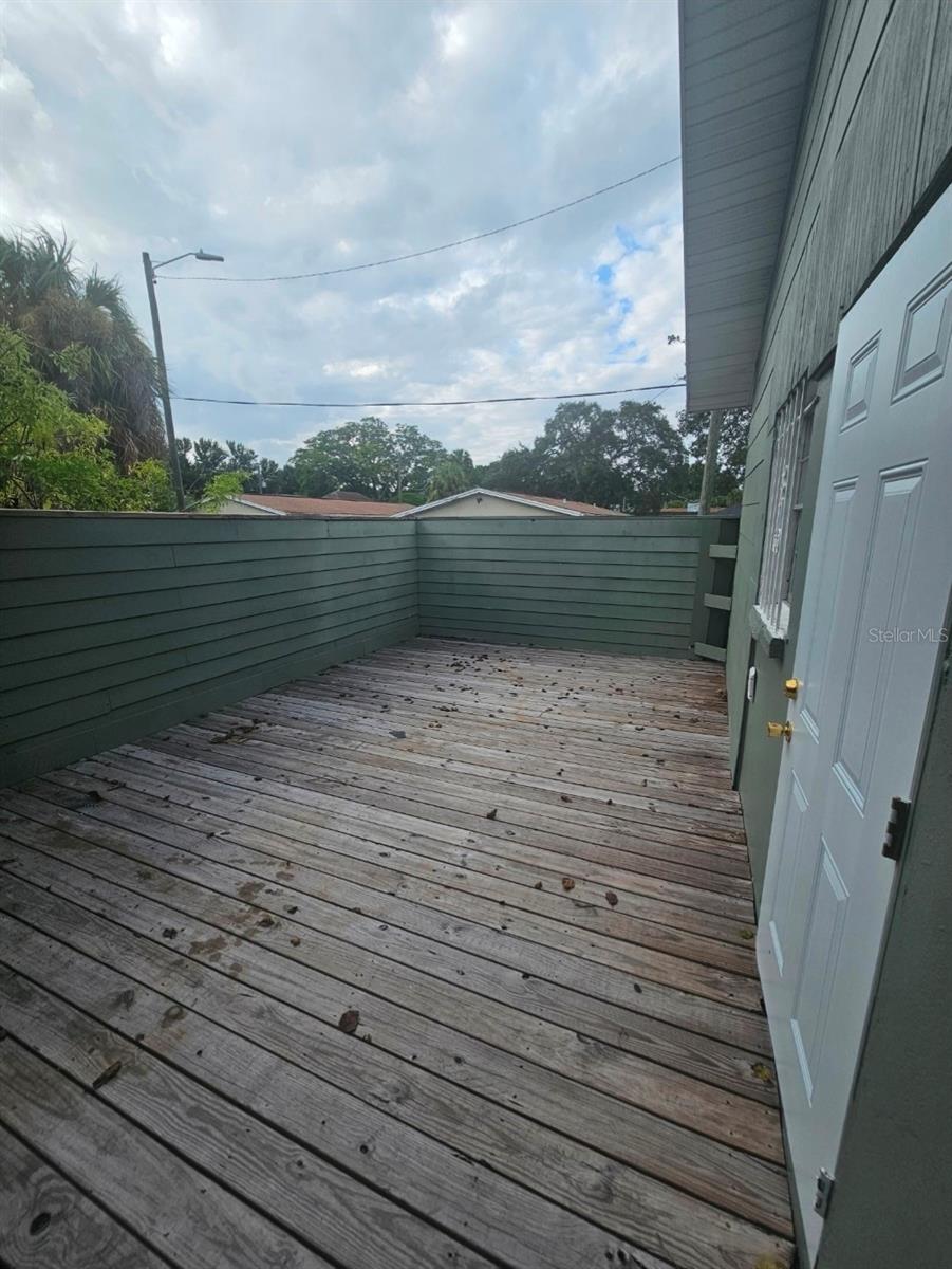 2408 N ALBANY AVE — photo 10