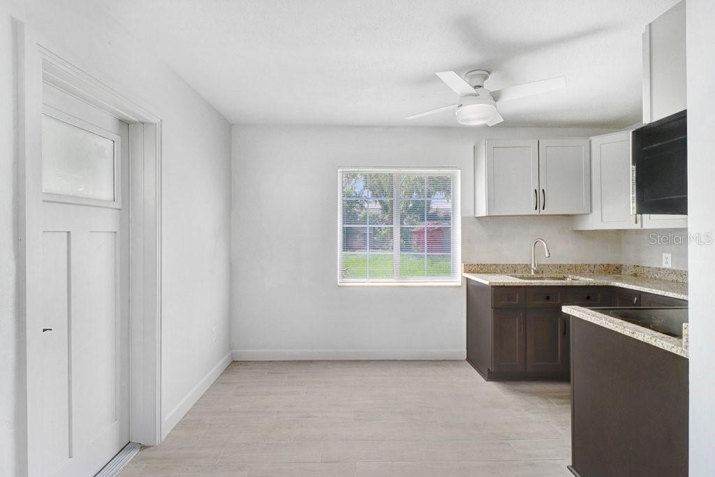 810 PATBUR AVE — photo 6