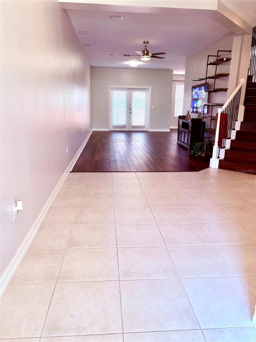 10432 LA MIRAGE CT — photo 3