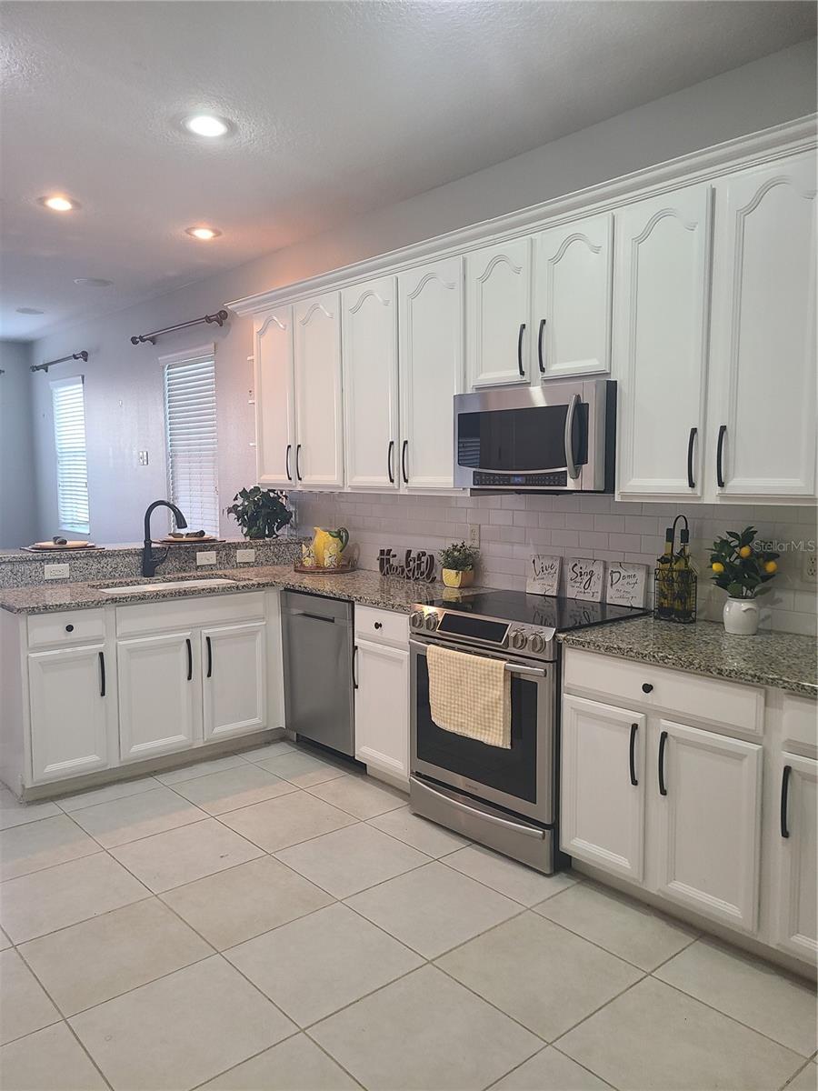 10432 LA MIRAGE CT — photo 8