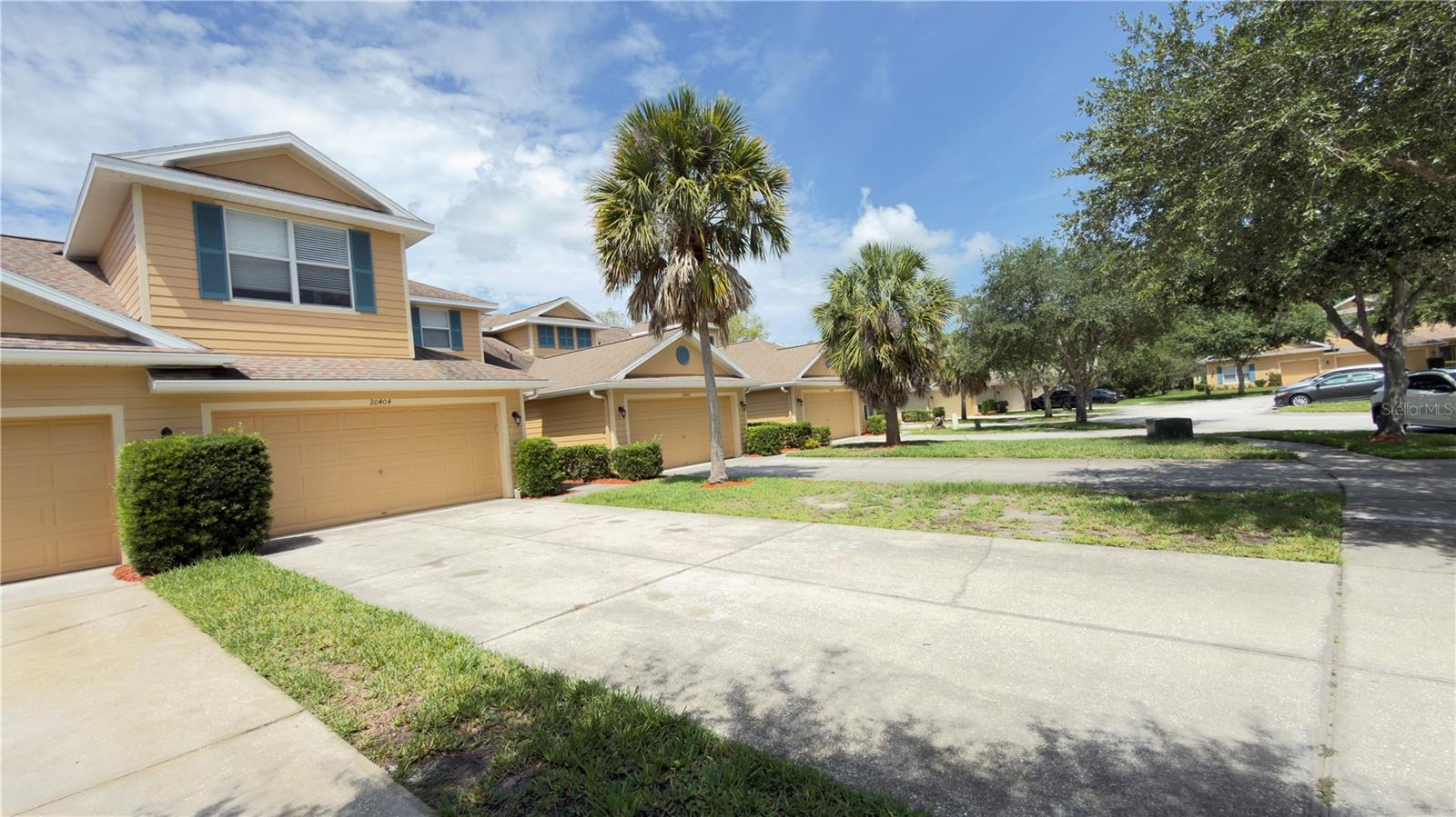 20404 HARVEST OAK CT — photo 3