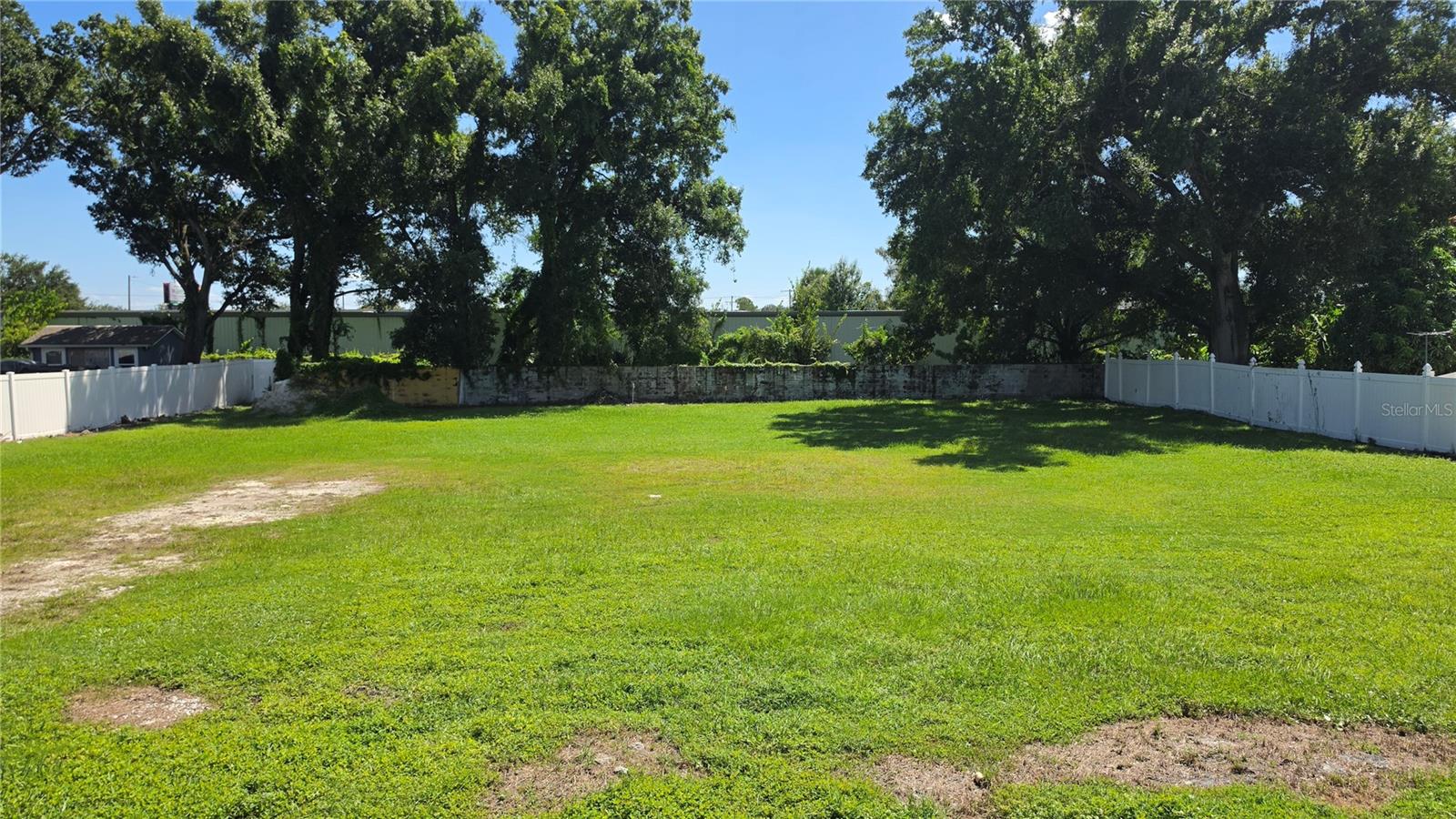 4034 W COMANCHE AVE — photo 5