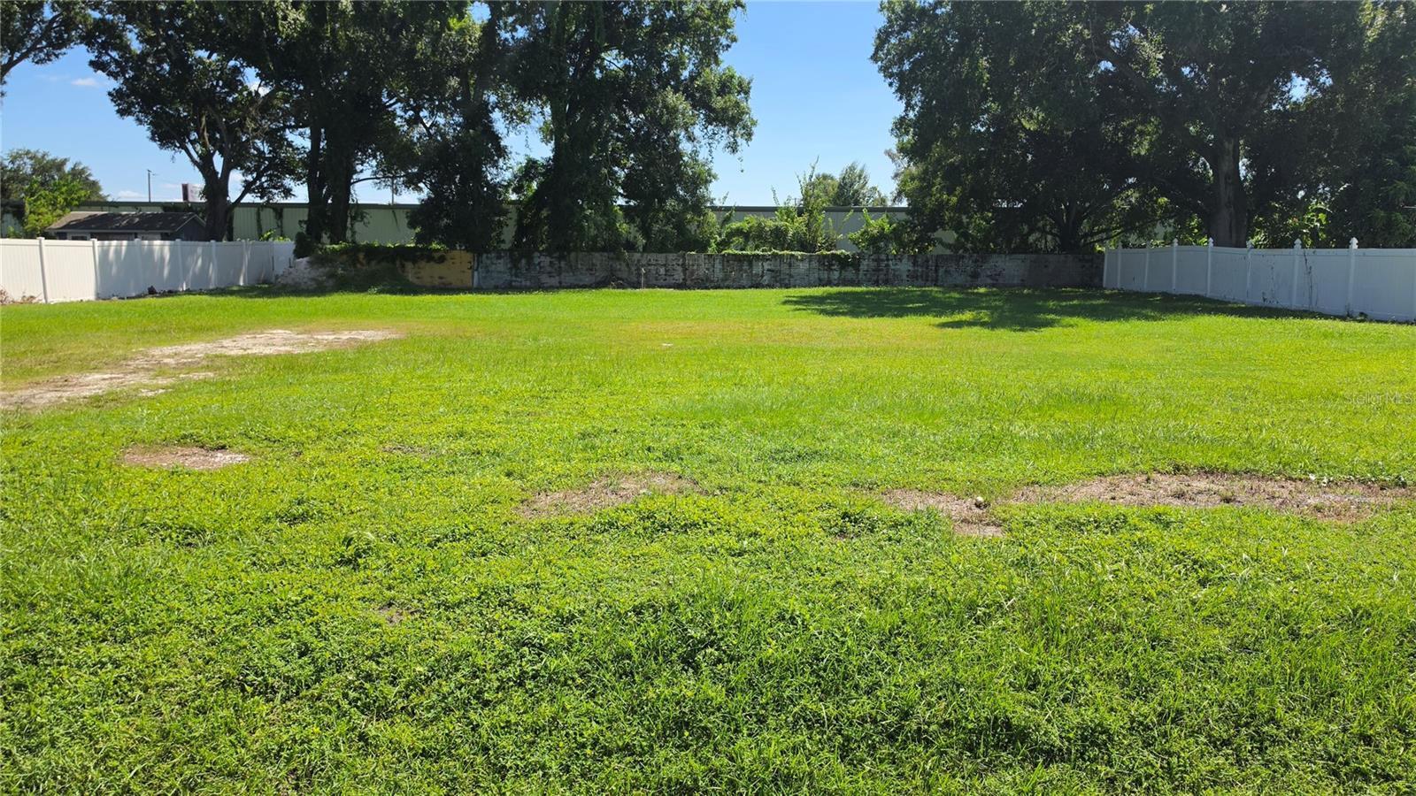 4034 W COMANCHE AVE — photo 8