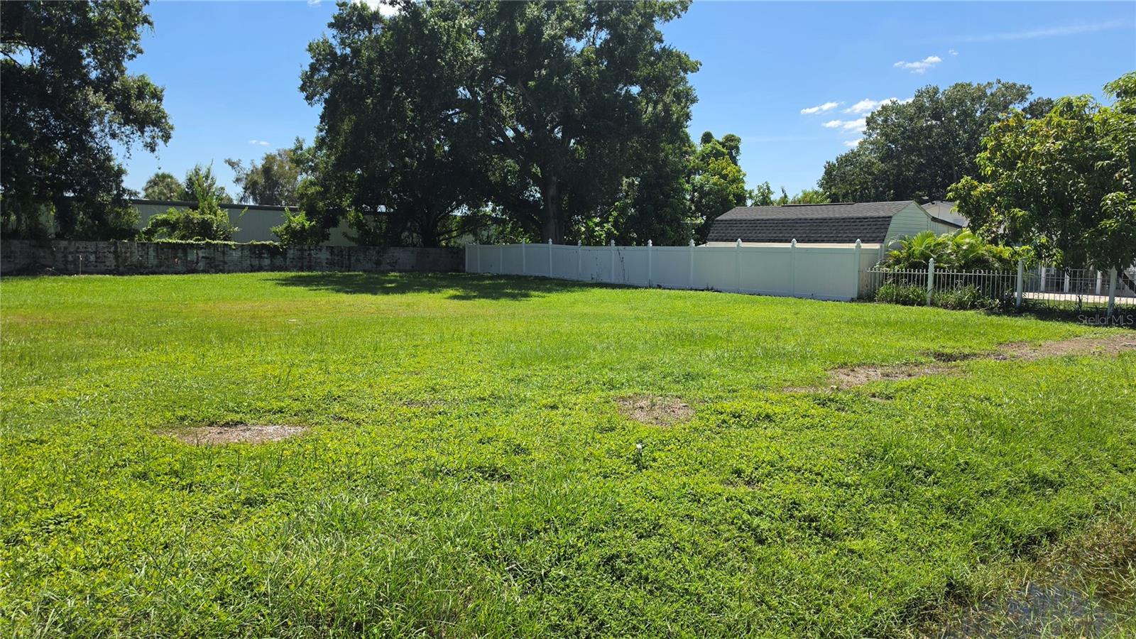4040 W COMANCHE AVE — photo 4