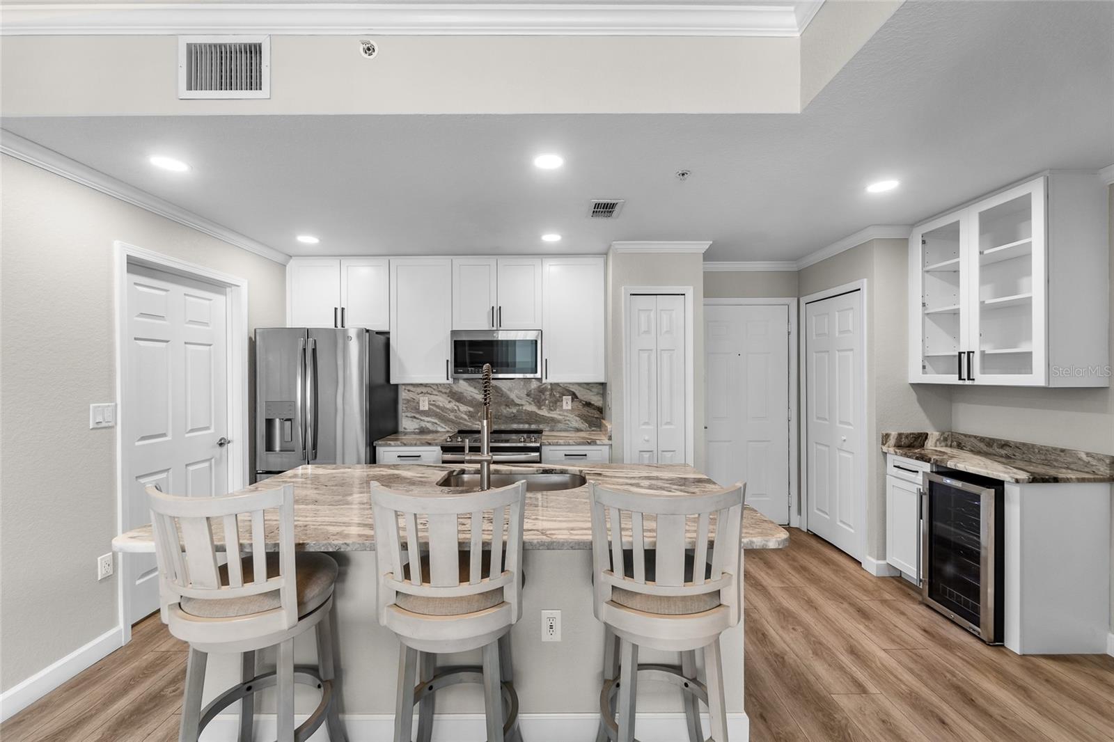 700 S HARBOUR ISLAND BLVD #323 — photo 5