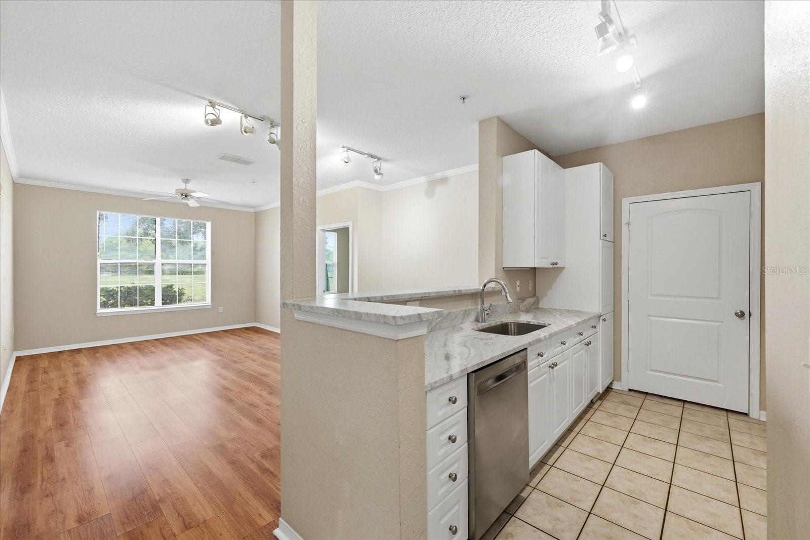 4221 W SPRUCE ST #2101 — photo 10