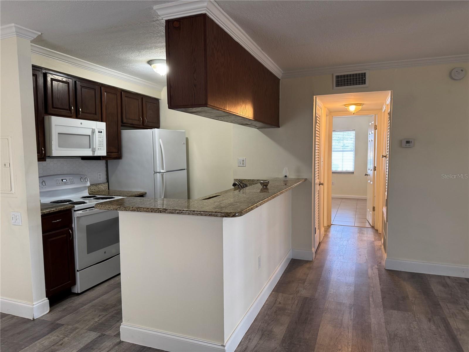 5306 W KENNEDY BLVD #112 — photo 11