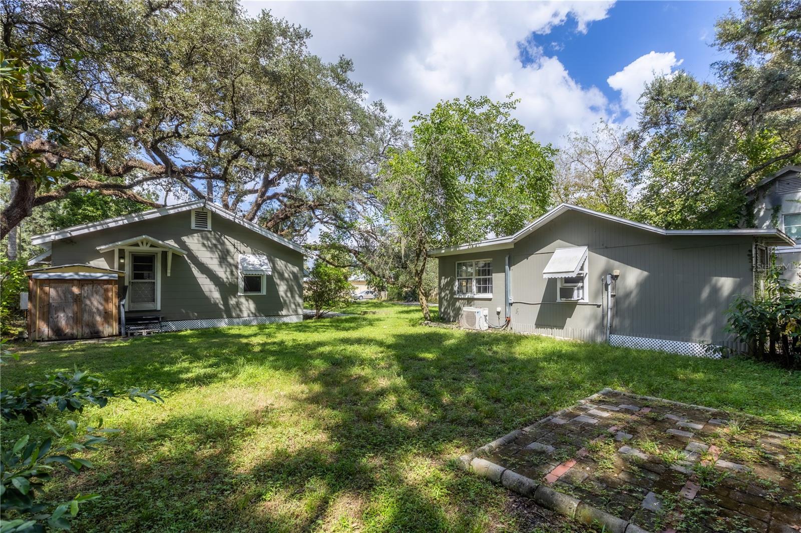 805 E LAMBRIGHT ST — photo 2