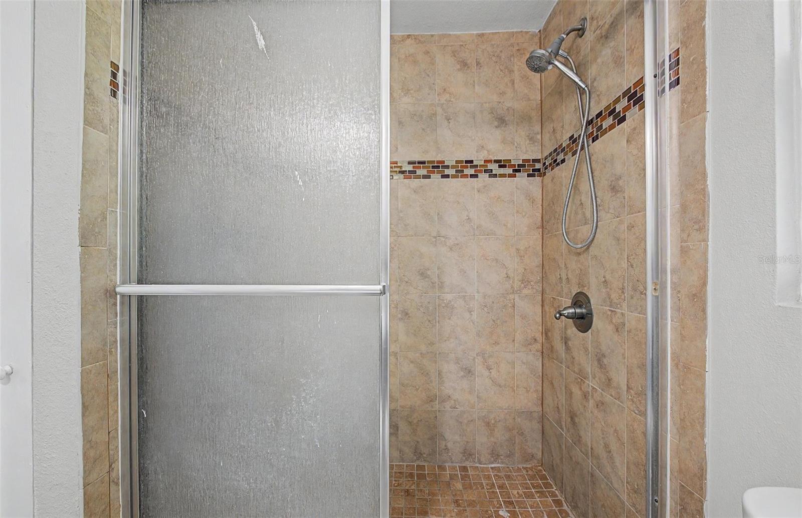 6704 S GABRIELLE ST — photo 11