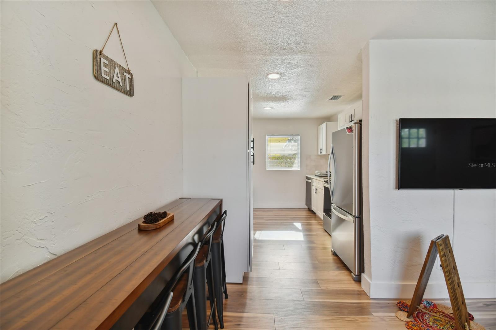 7508 N TAMPANIA AVE — photo 11