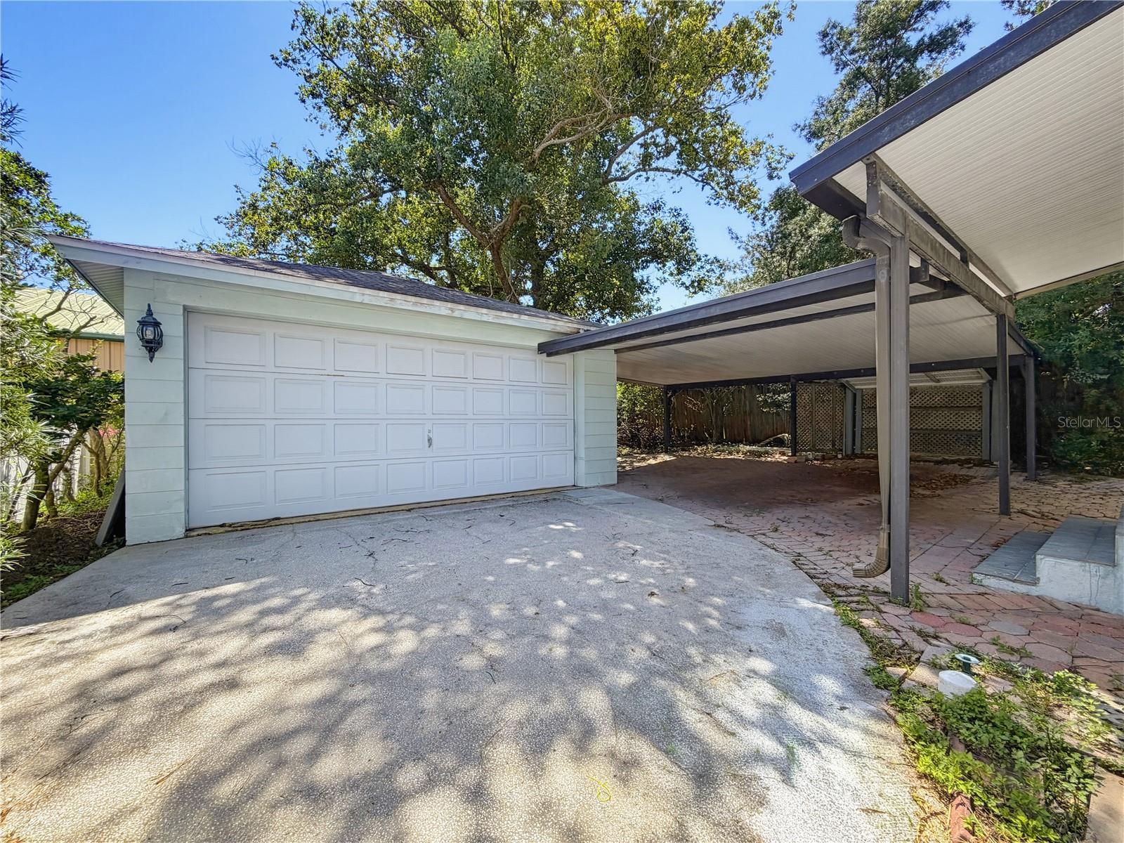 1026 W RAMBLA ST — photo 2
