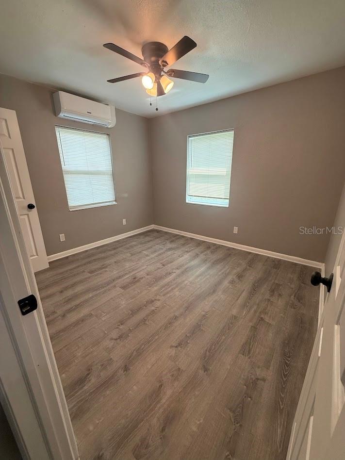 704 E RICHMERE ST — photo 4