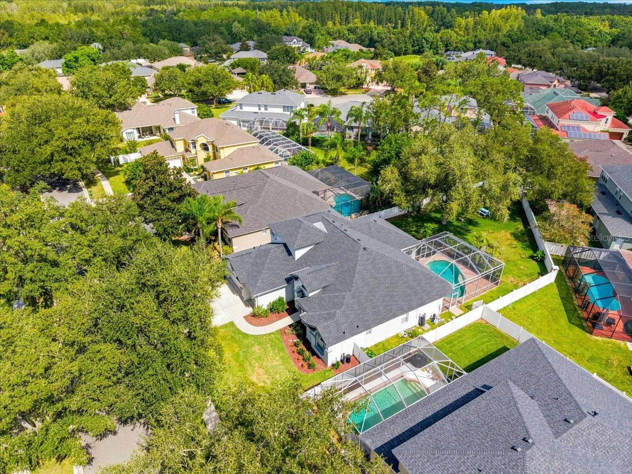 15019 LAKE EMERALD BLVD — photo 2