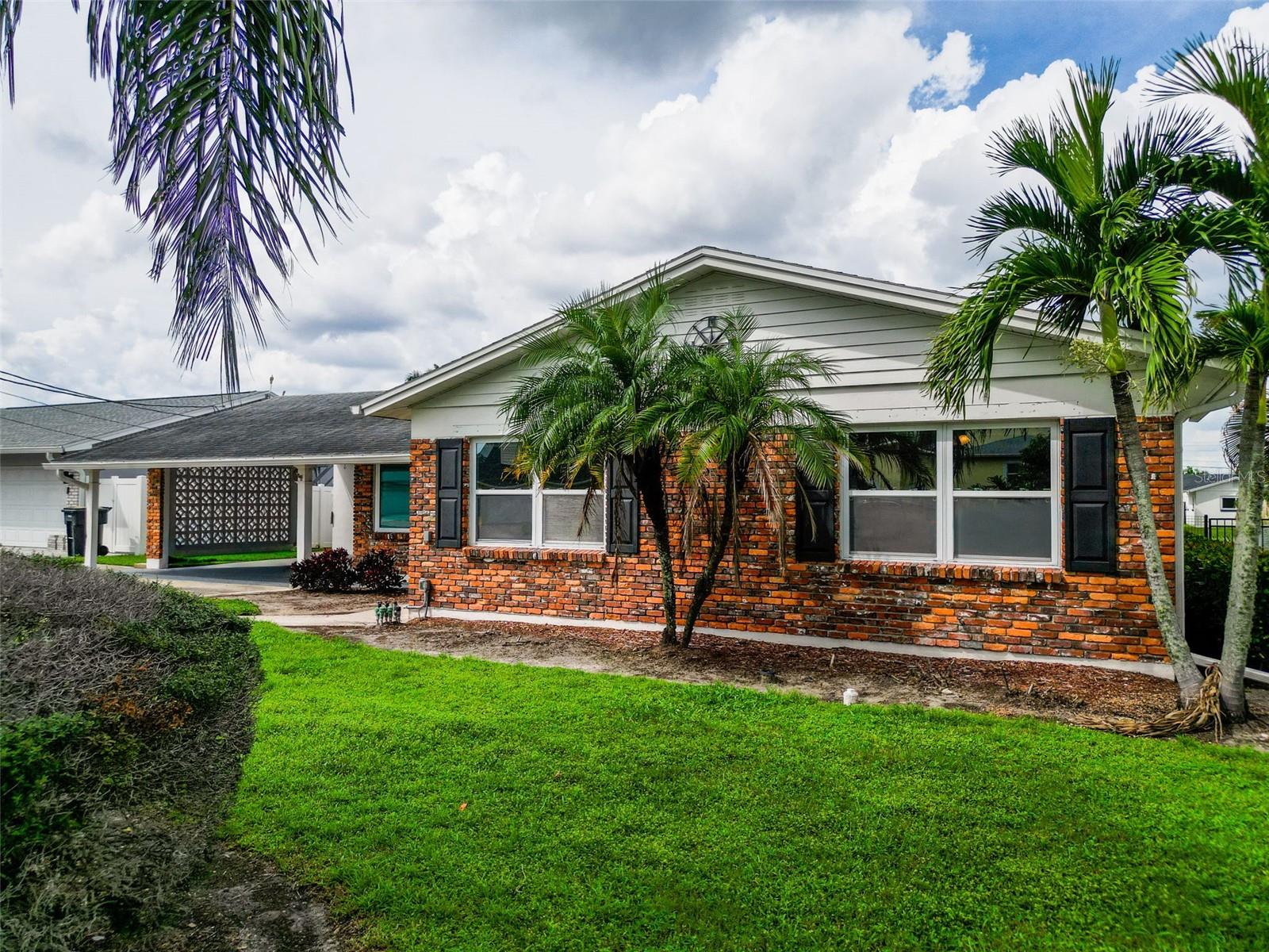 8723 HICKORYWOOD LN