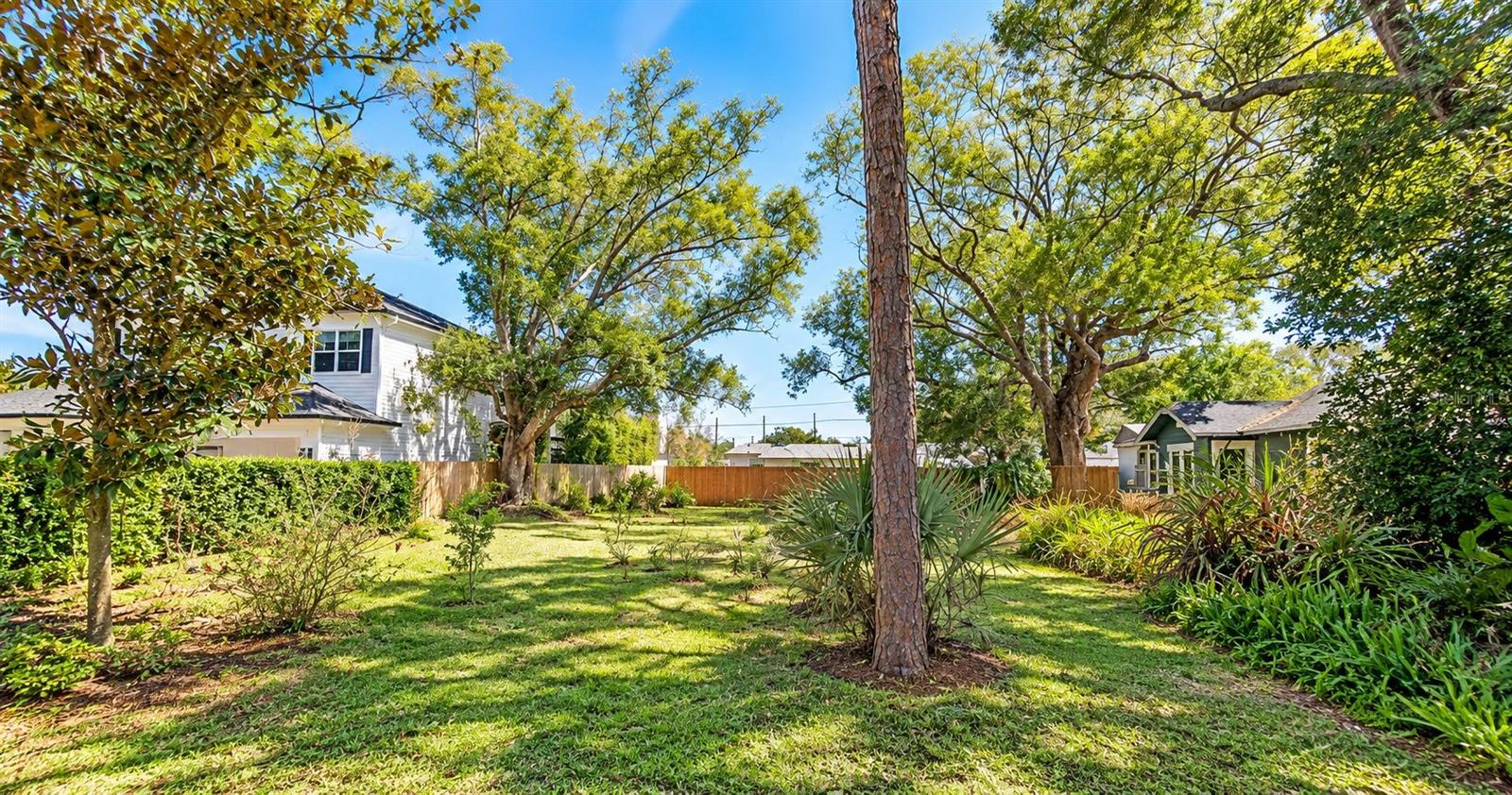 3509 PINETREE RD