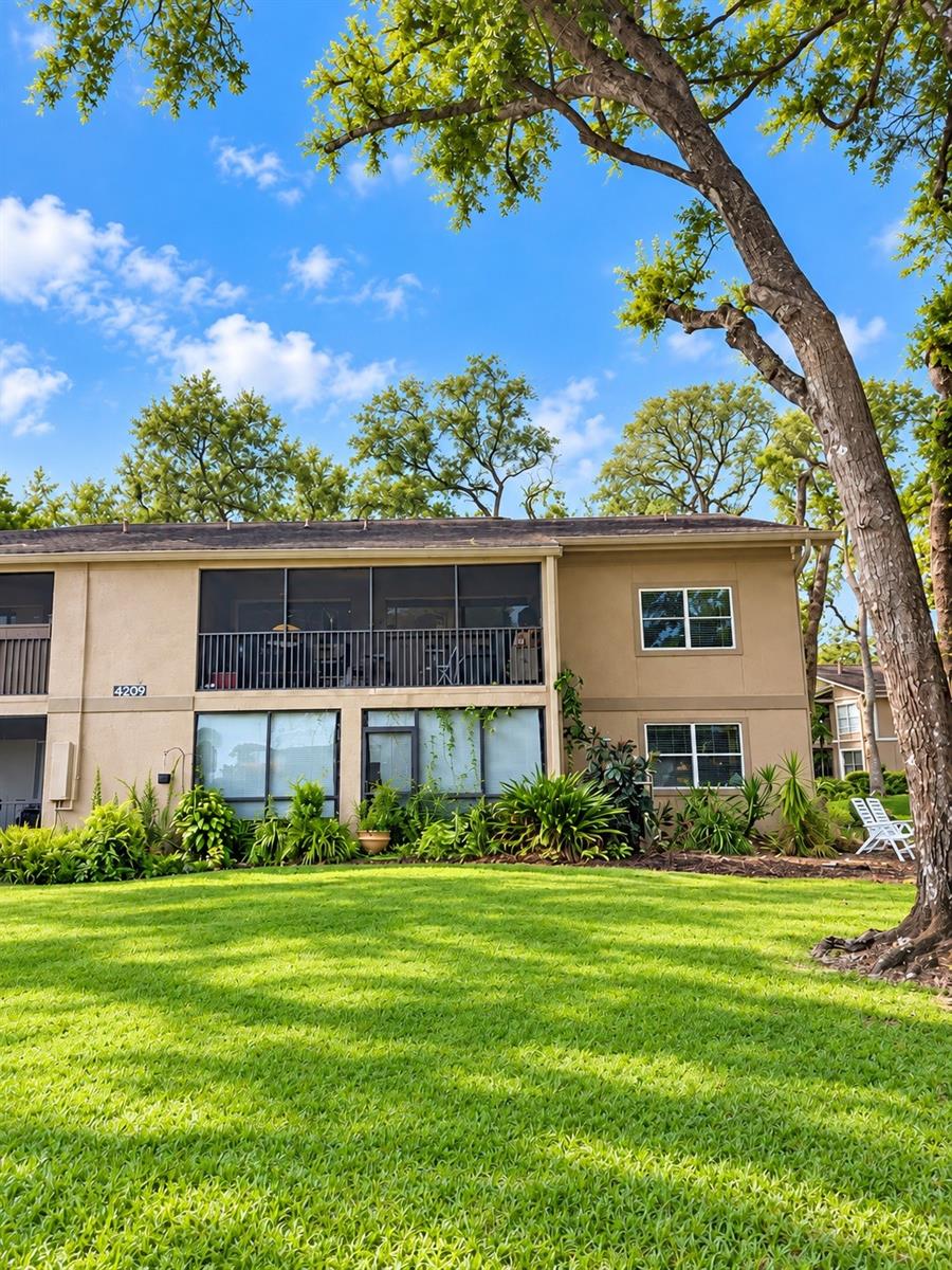 4209 WINDING MOSS TRL #201