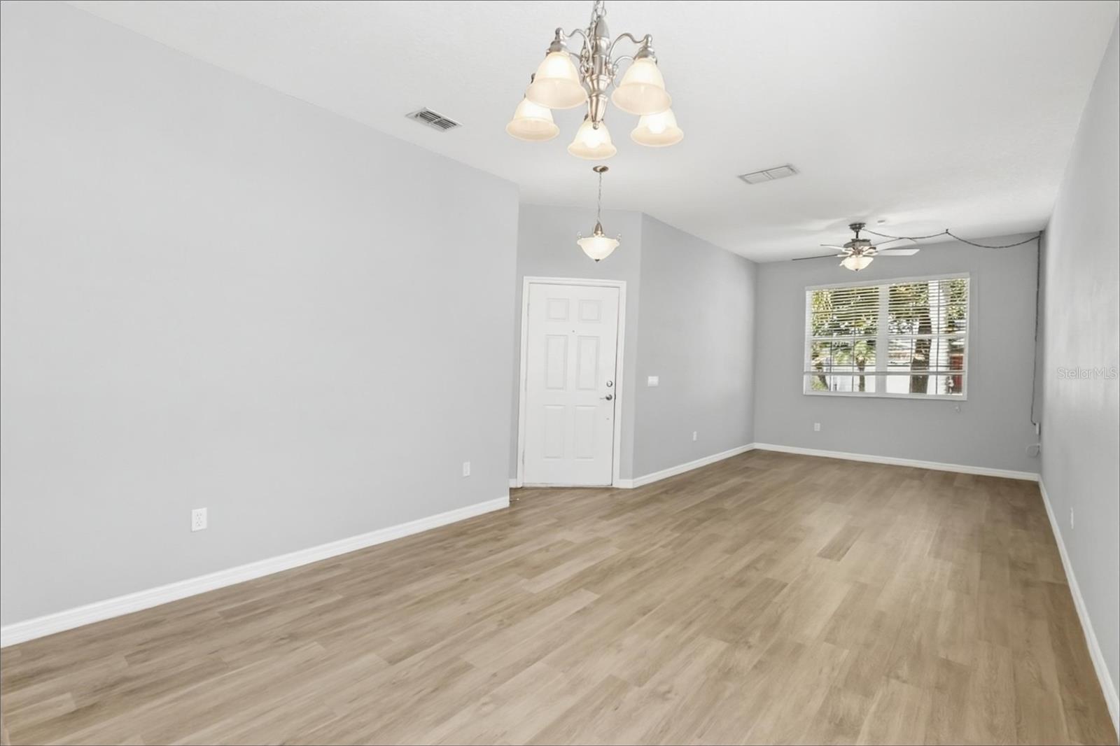 2548 BALFORN TOWER WAY — photo 2