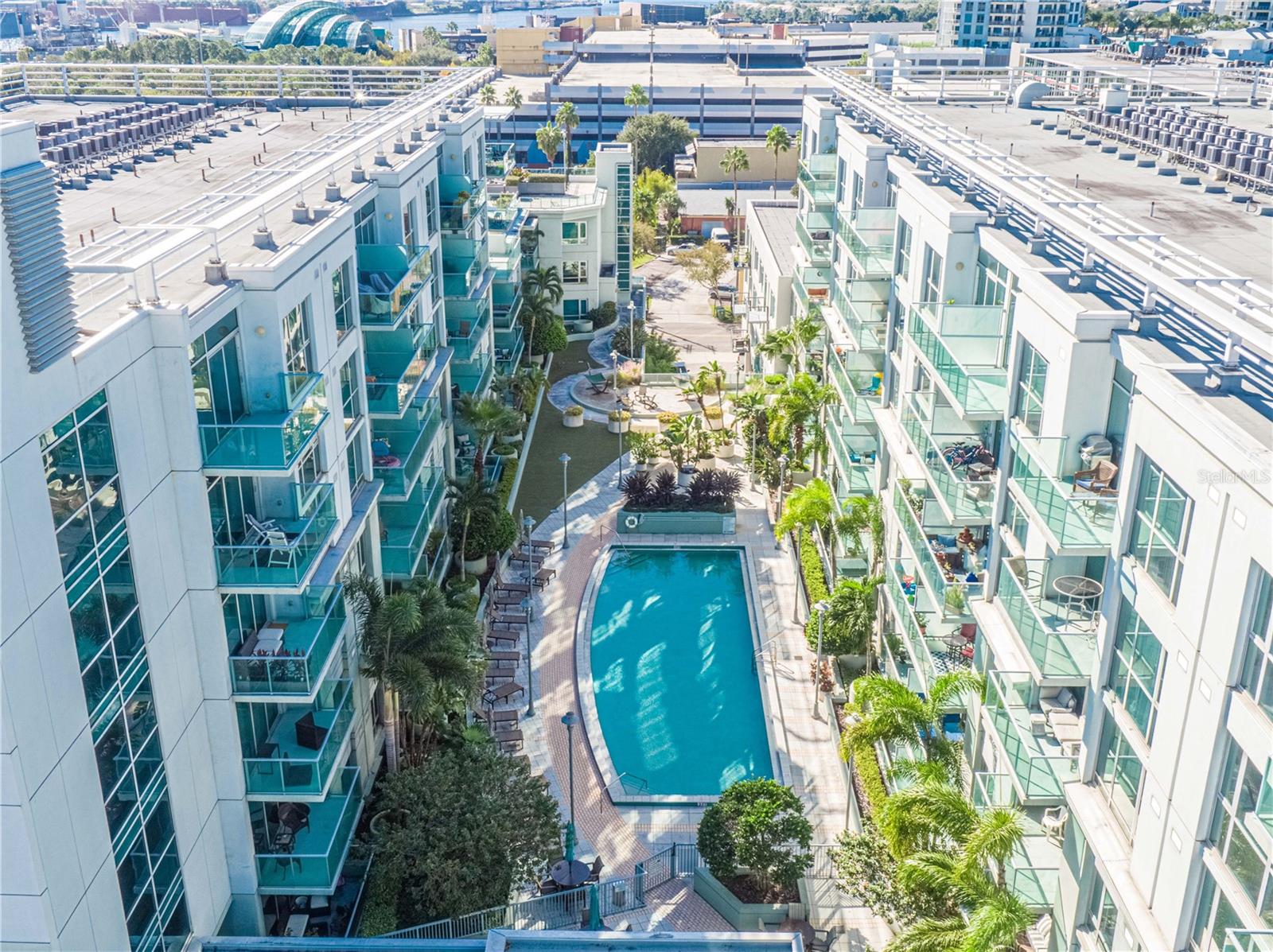 912 CHANNELSIDE DR #2315