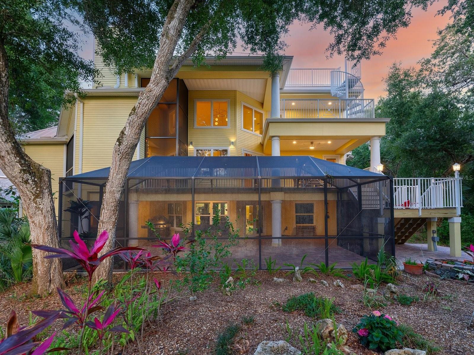 110 OCEAN WAY DR — photo 2