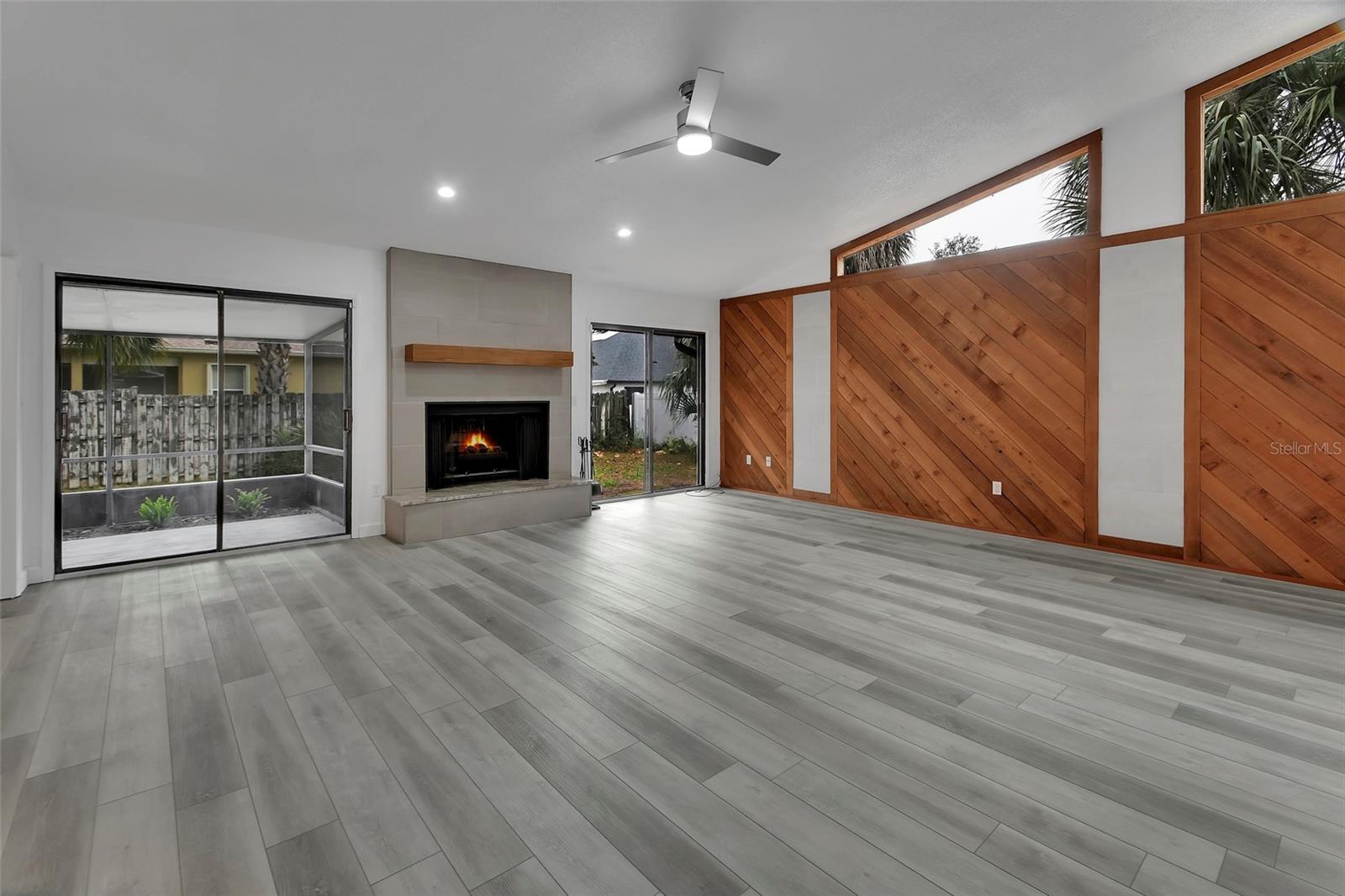 1411 N BEACH ST — photo 6