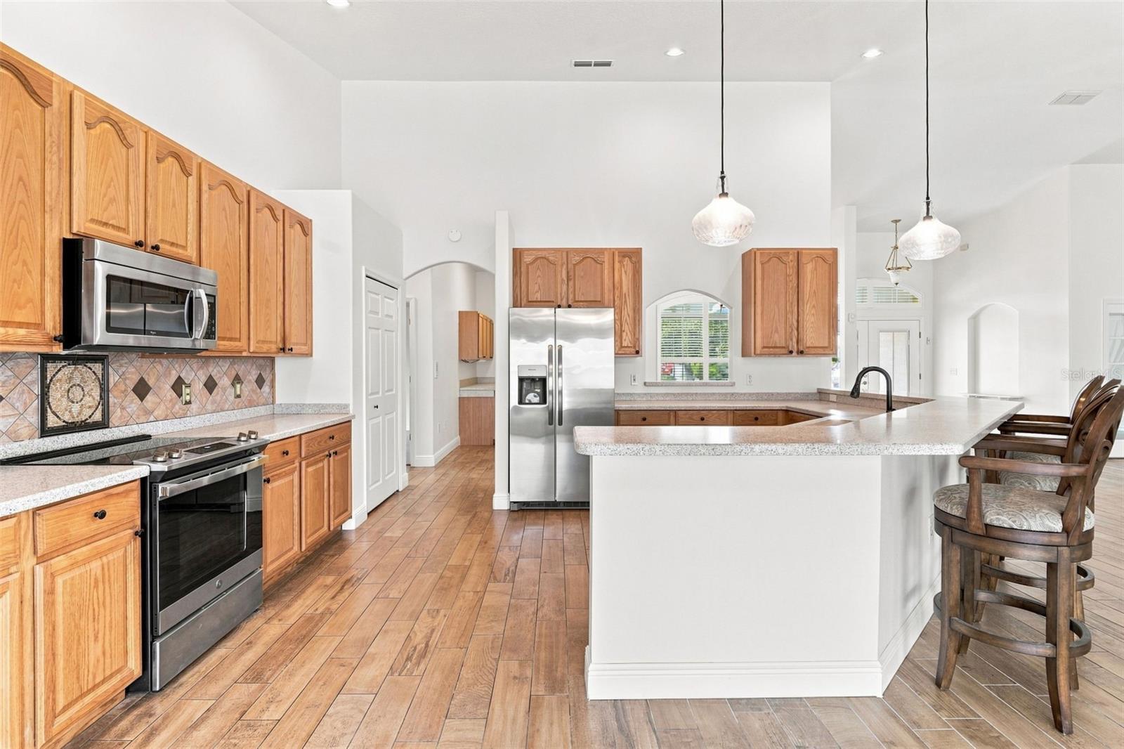 73 SANCTUARY AVE — photo 11