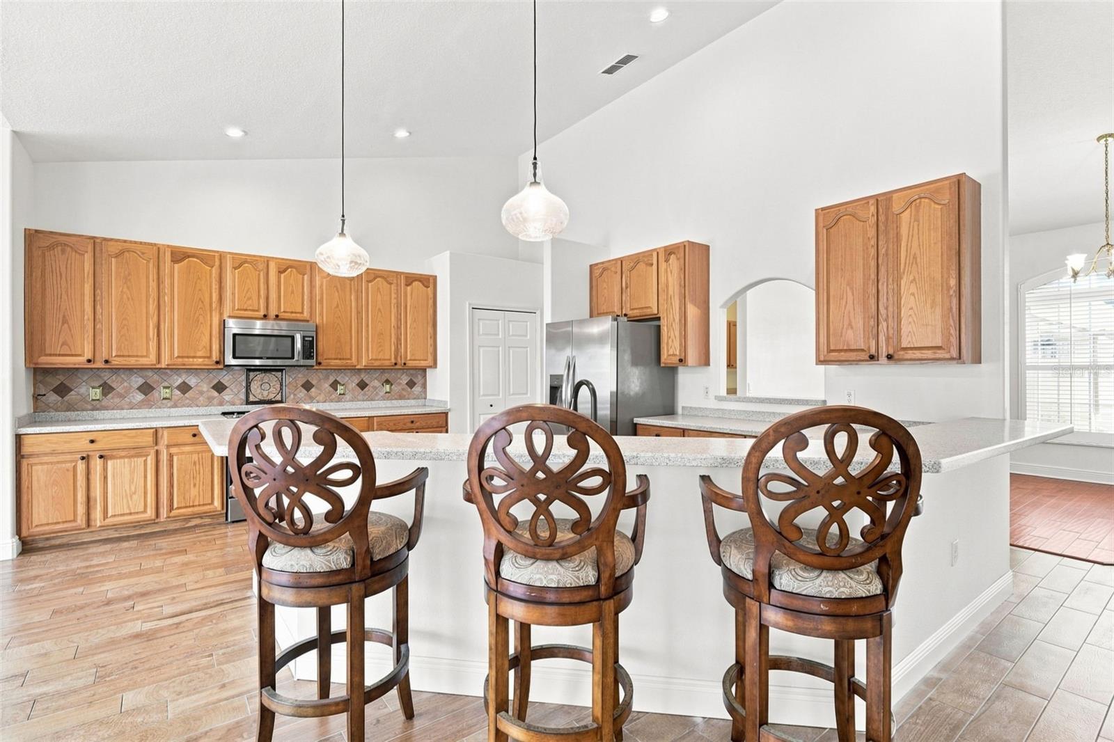 73 SANCTUARY AVE — photo 9