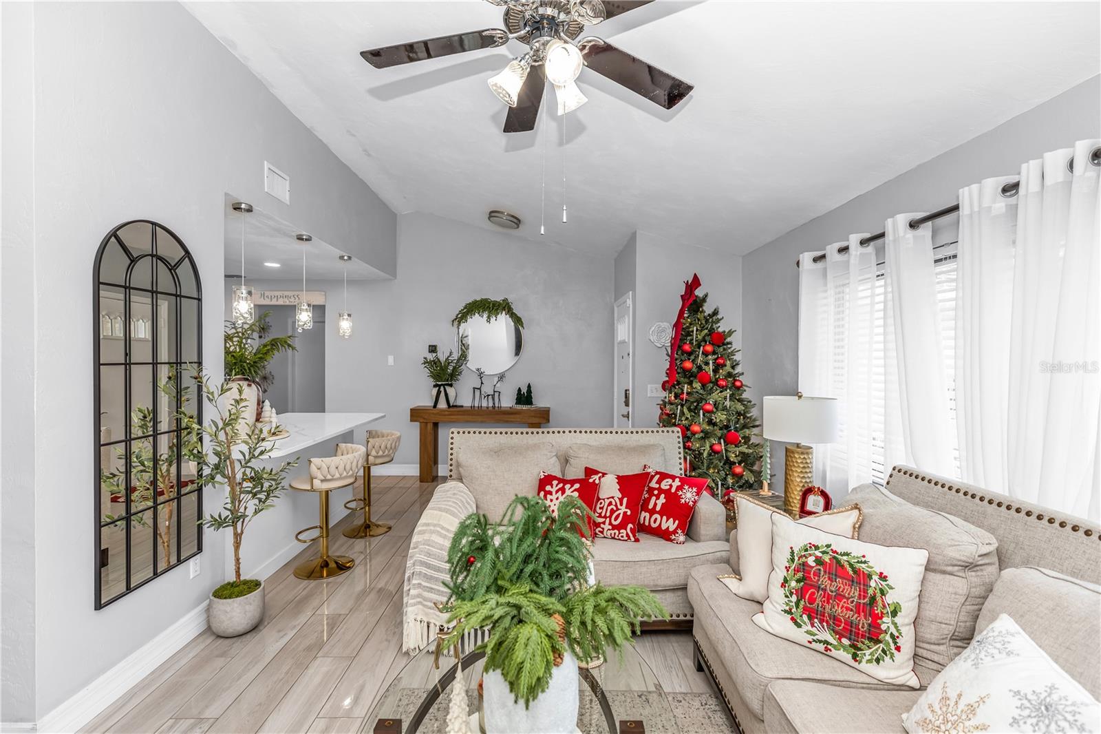 1390 SAN CARLOS AVE — photo 4