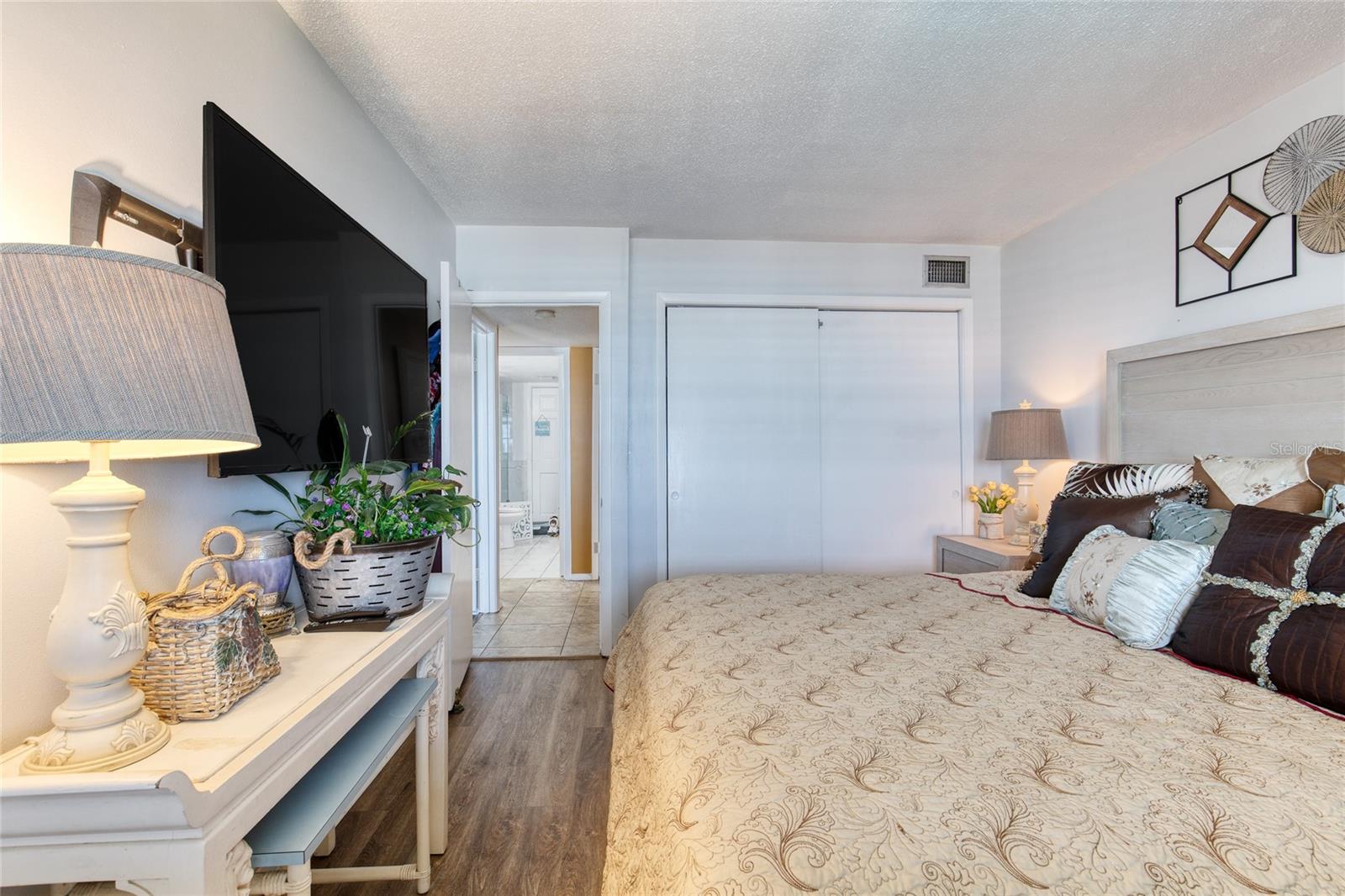 935 OCEAN SHORE BLVD #4040 — photo 12