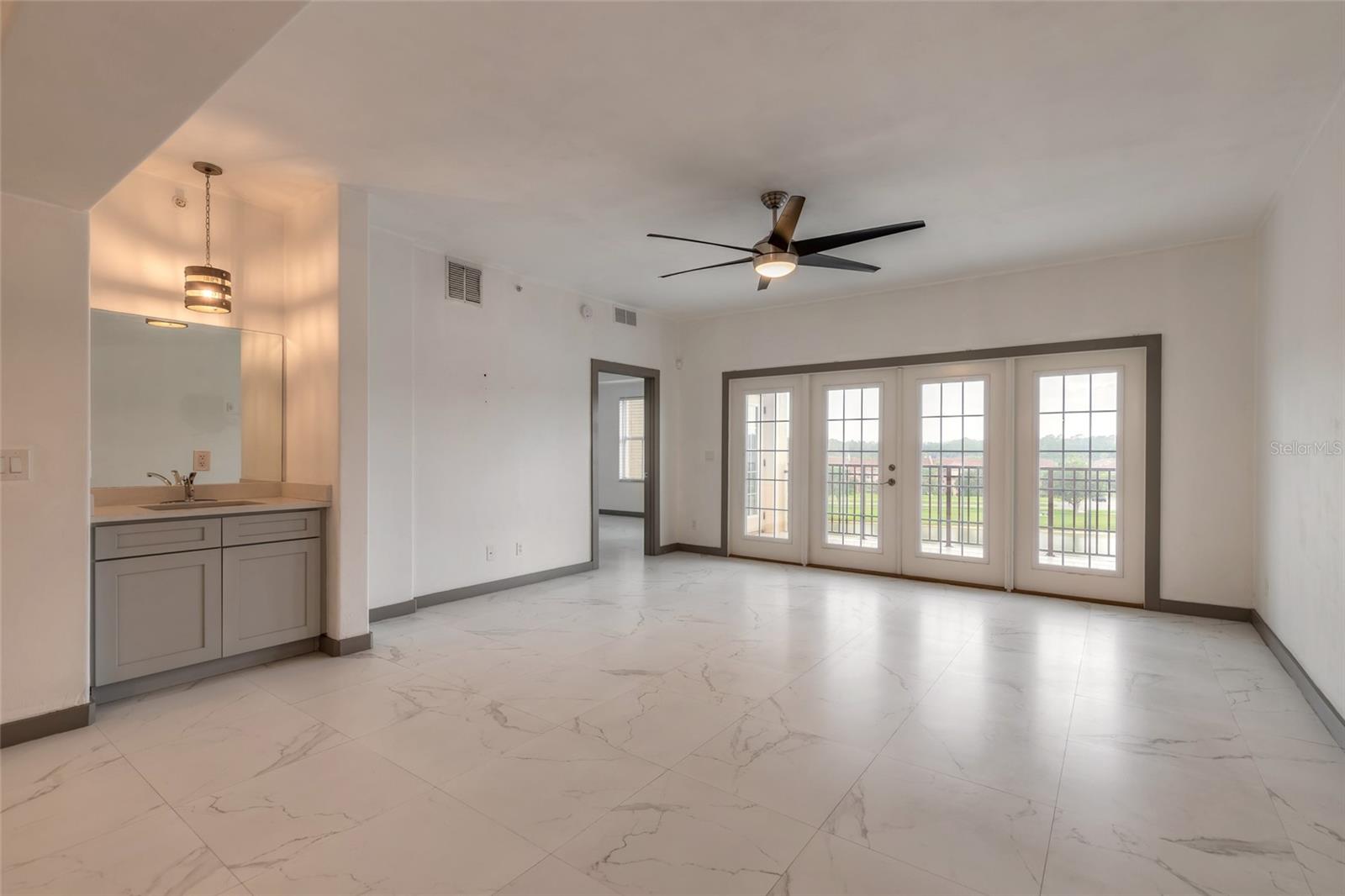 424 LUNA BELLA LN #416C — photo 12