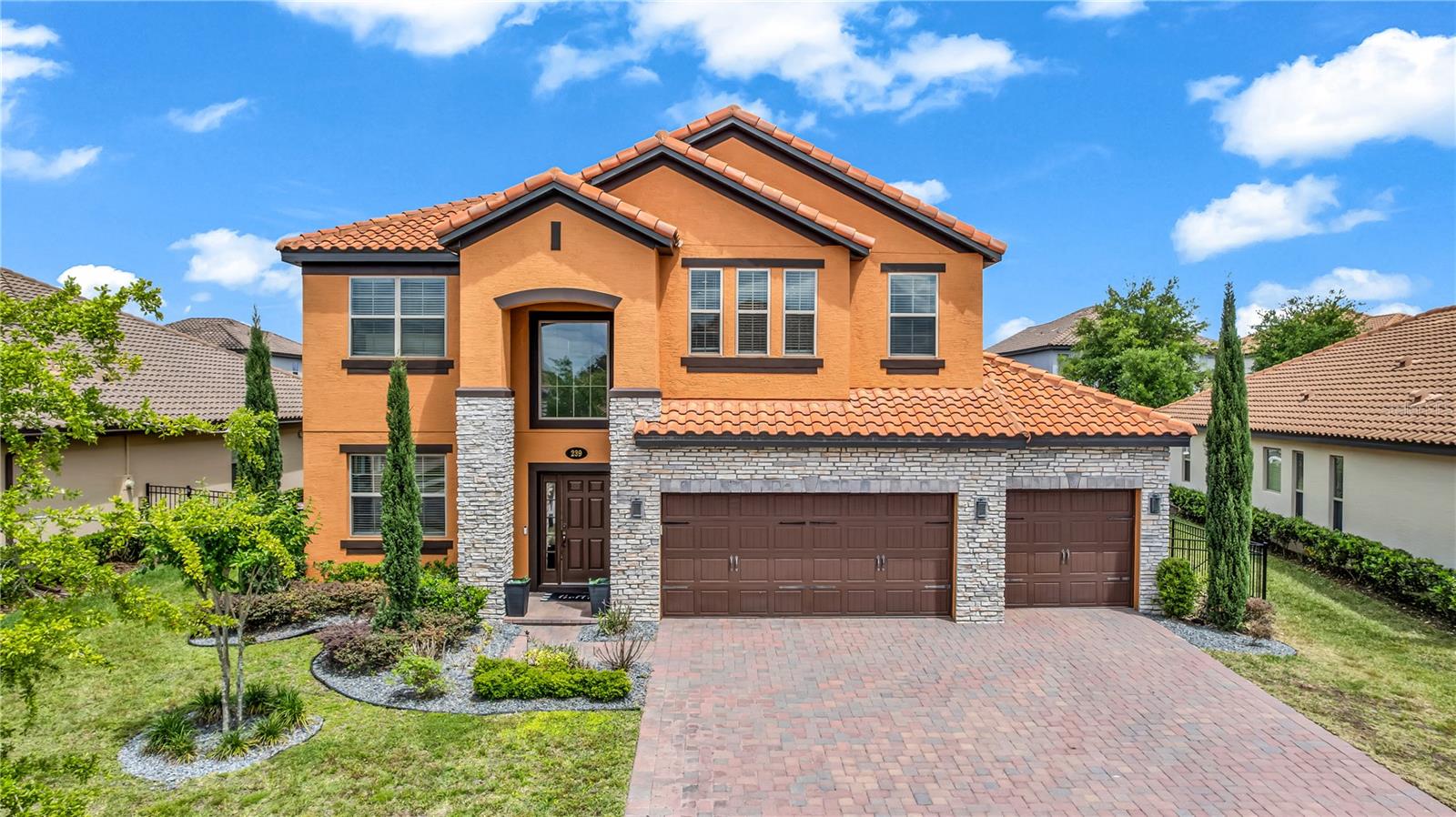 239 LUGANO WAY — photo 3