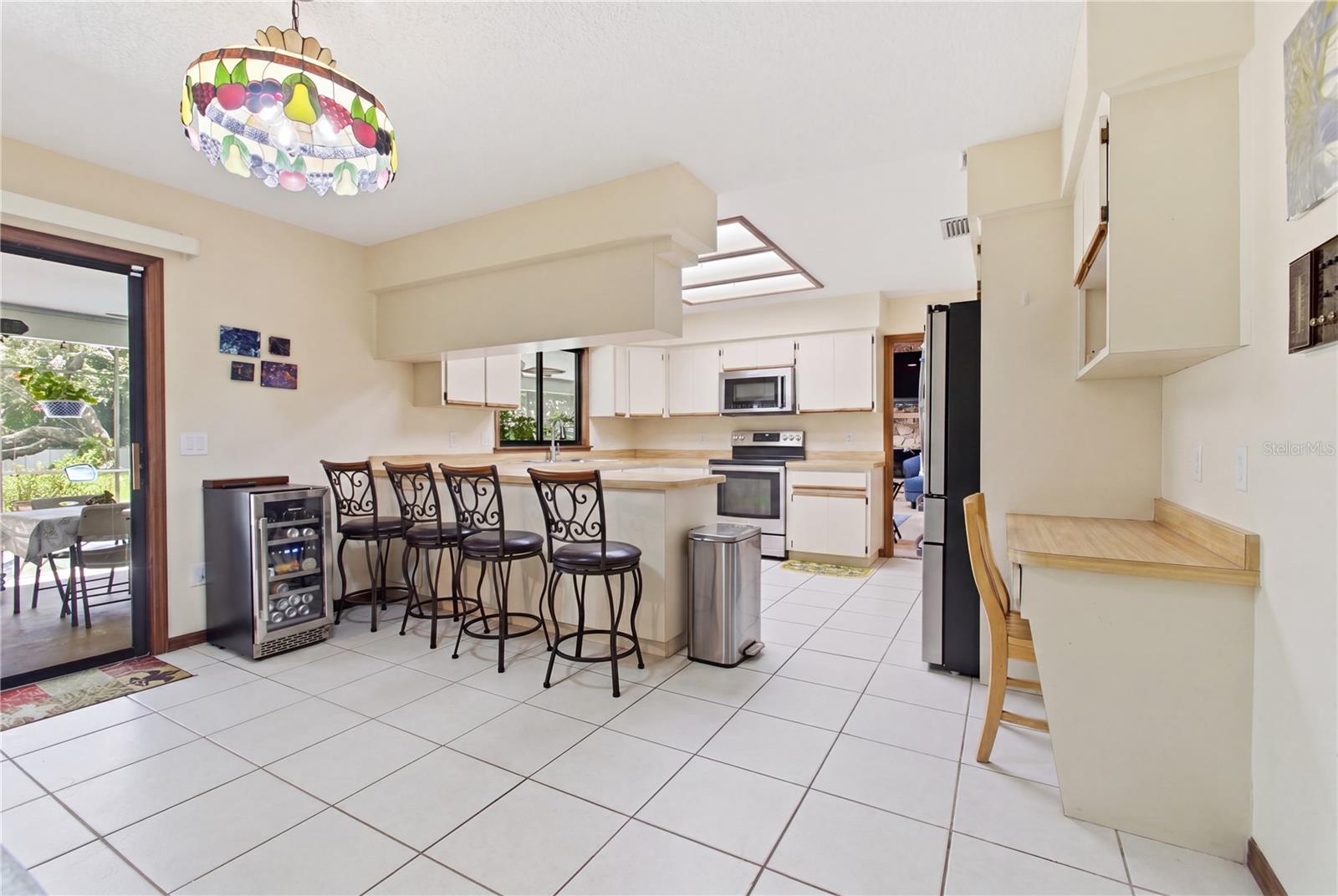 128 W GREENTREE LN — photo 11