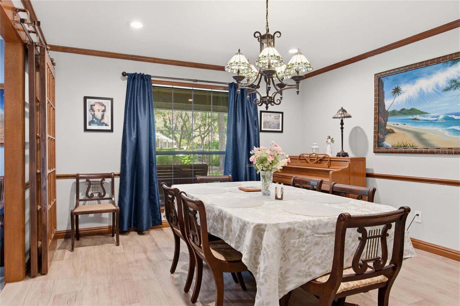 128 W GREENTREE LN — photo 9