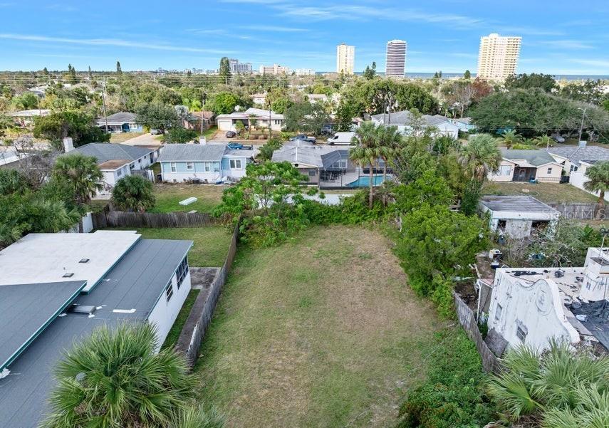339 MANHATTAN AVE