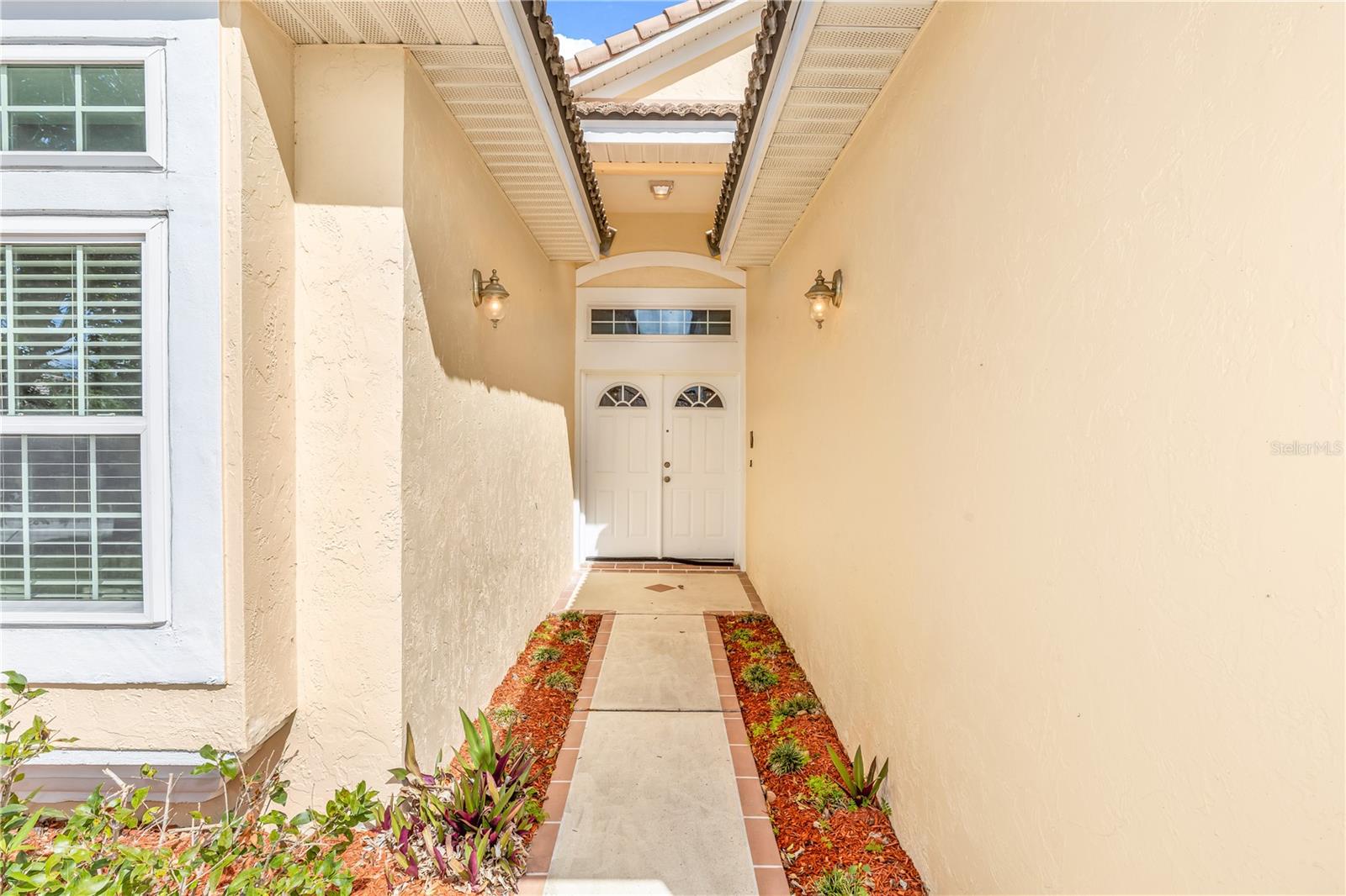 414 FAIRLANE DR — photo 3