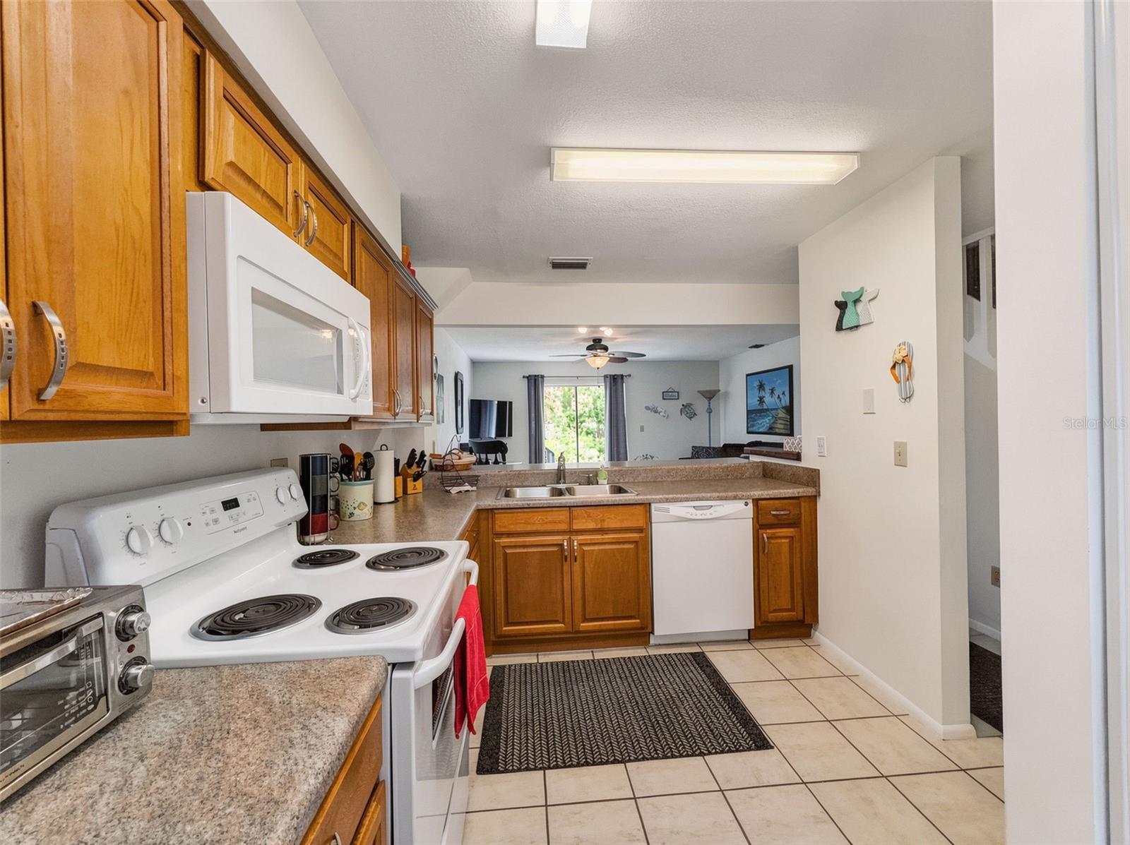 175 YORKTOWNE DR #UT11 — photo 8