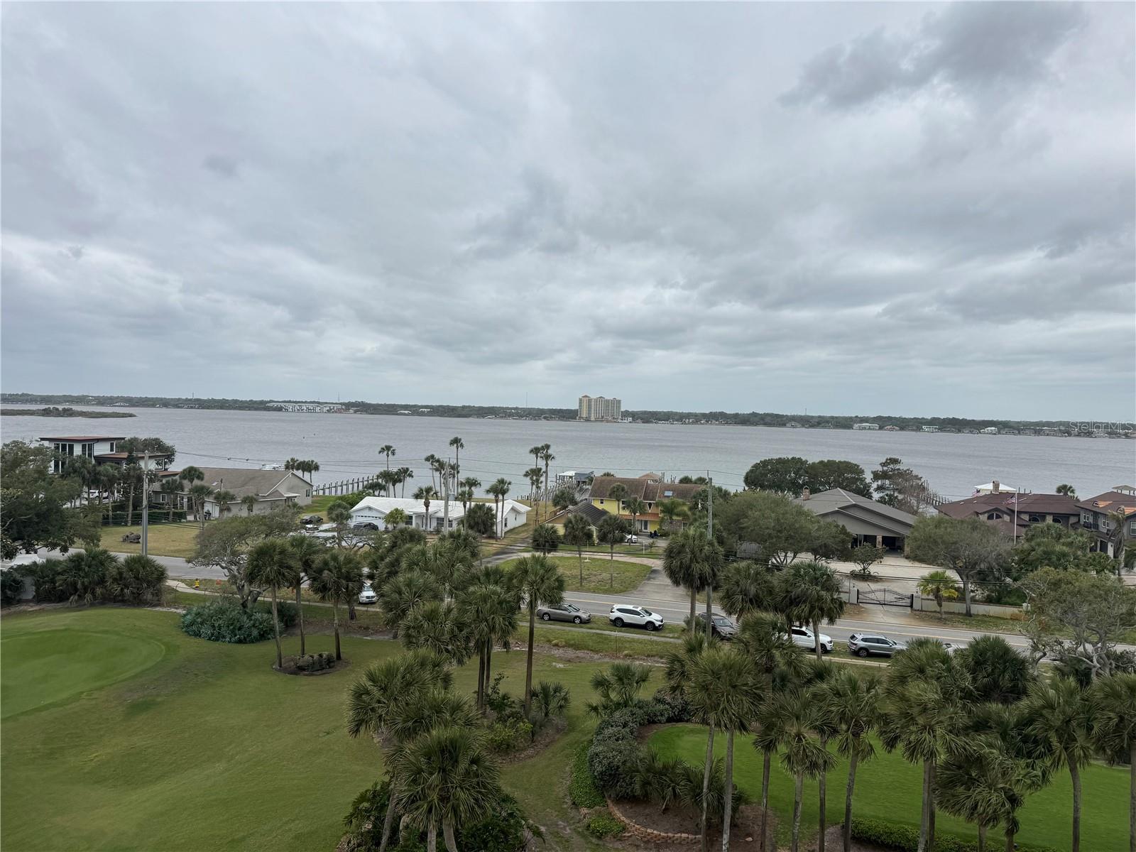1 OCEANS WEST BLVD #6B1
