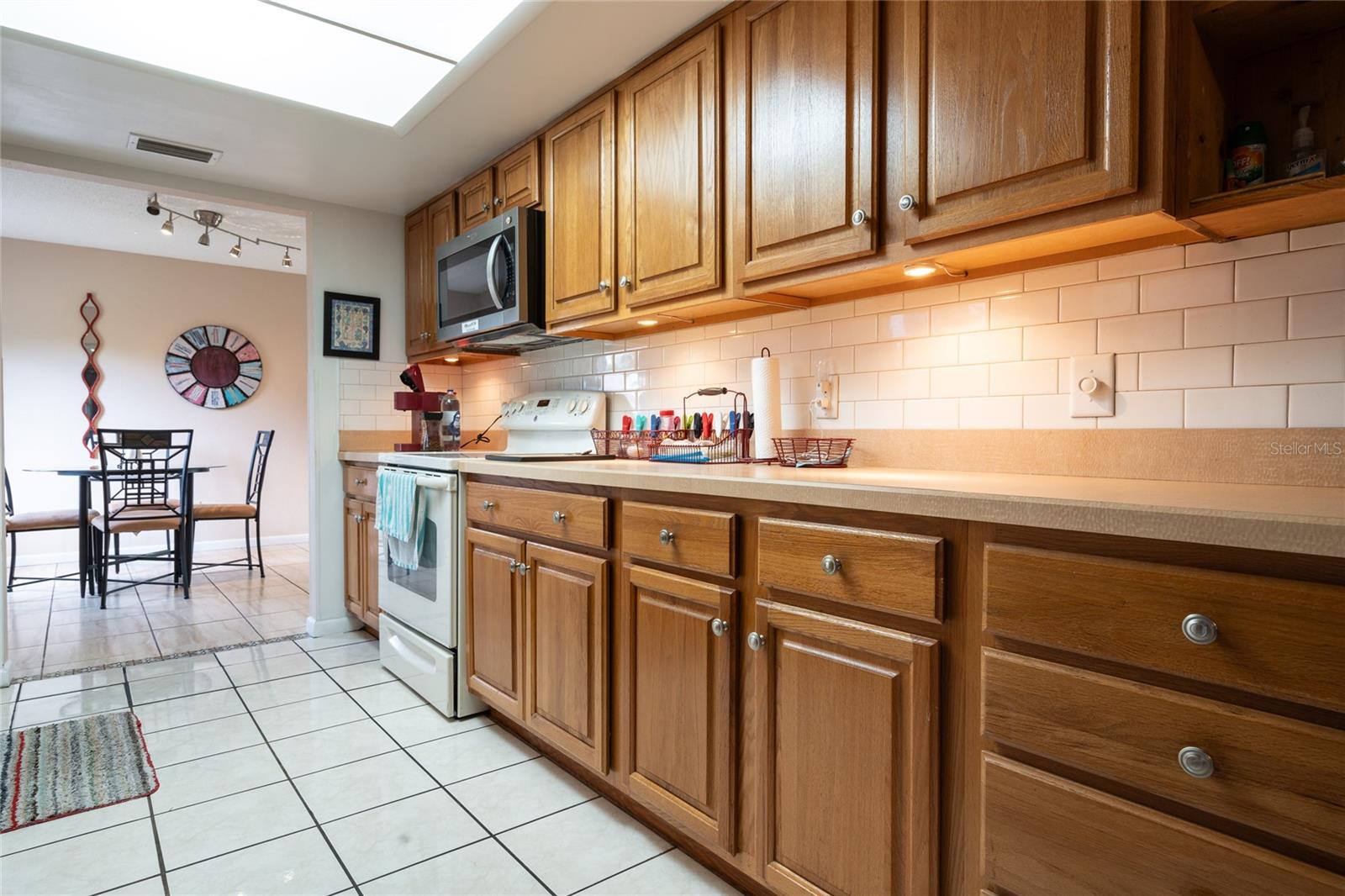1078 ABADAN DR — photo 9