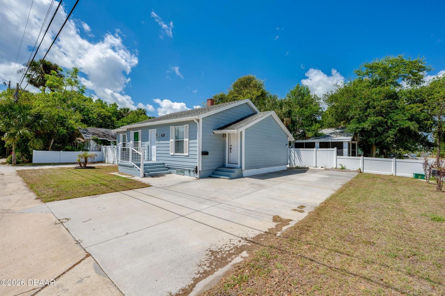 243 N PENINSULA DR — photo 3