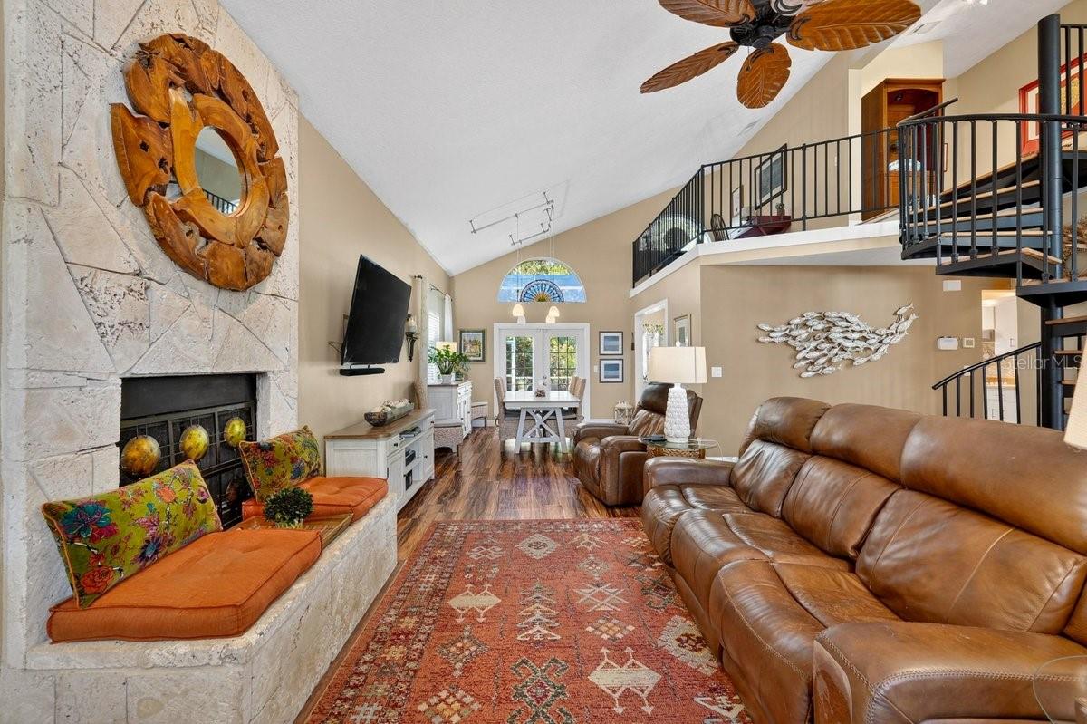 4758 S PENINSULA DR — photo 4