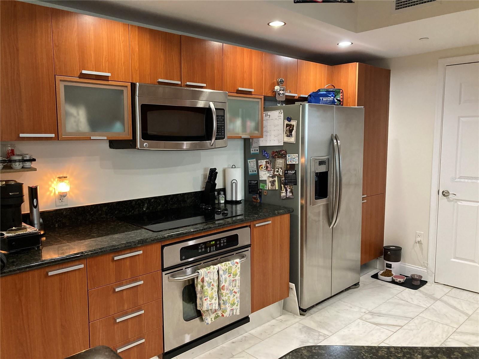 231 RIVERSIDE DR #1504-1 — photo 3