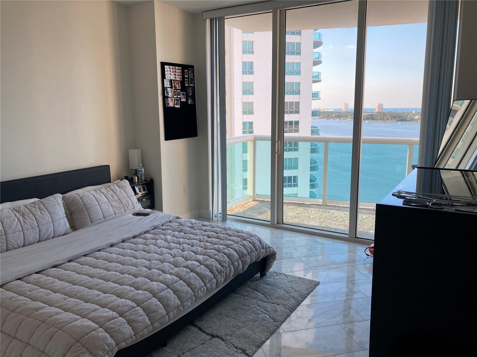 231 RIVERSIDE DR #1504-1 — photo 4