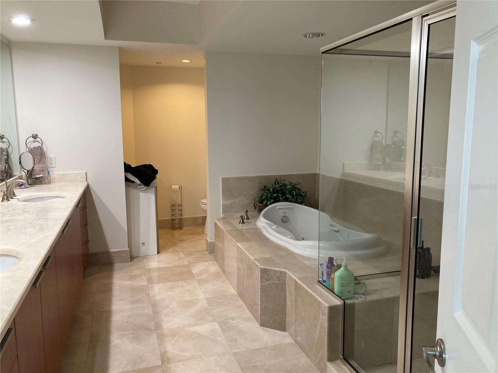 231 RIVERSIDE DR #1504-1 — photo 8