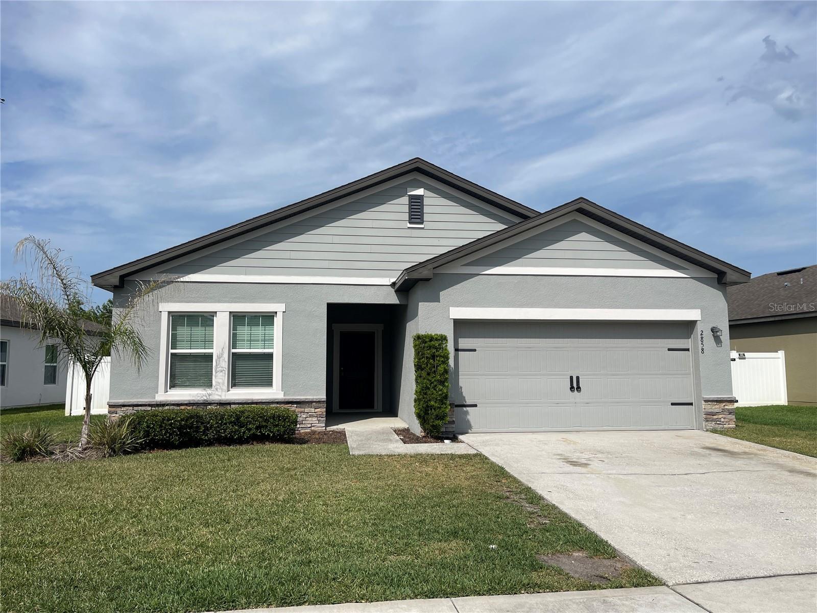 2858 NEVERLAND DR