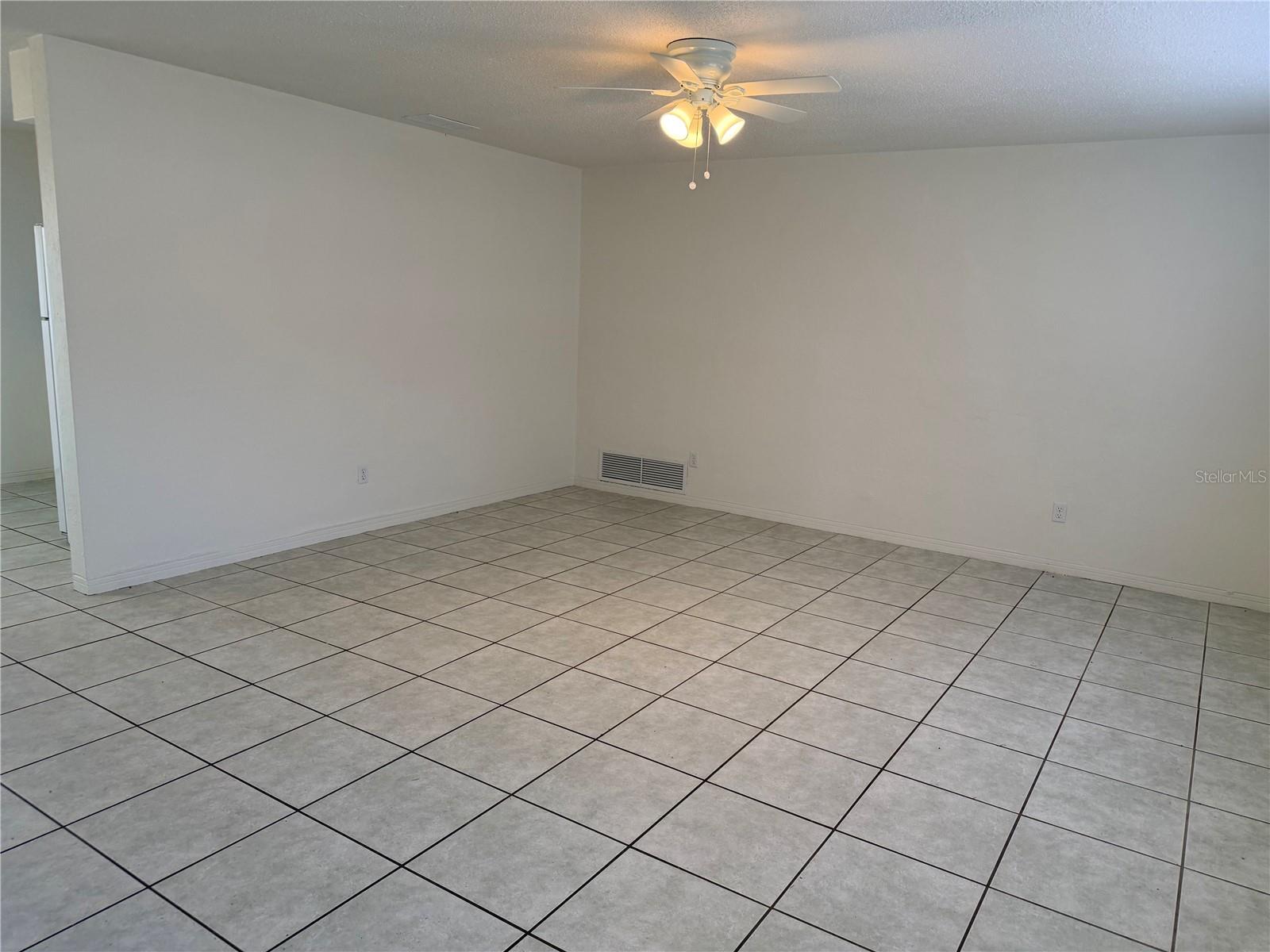 192 PONCE DE LEON DR — photo 8