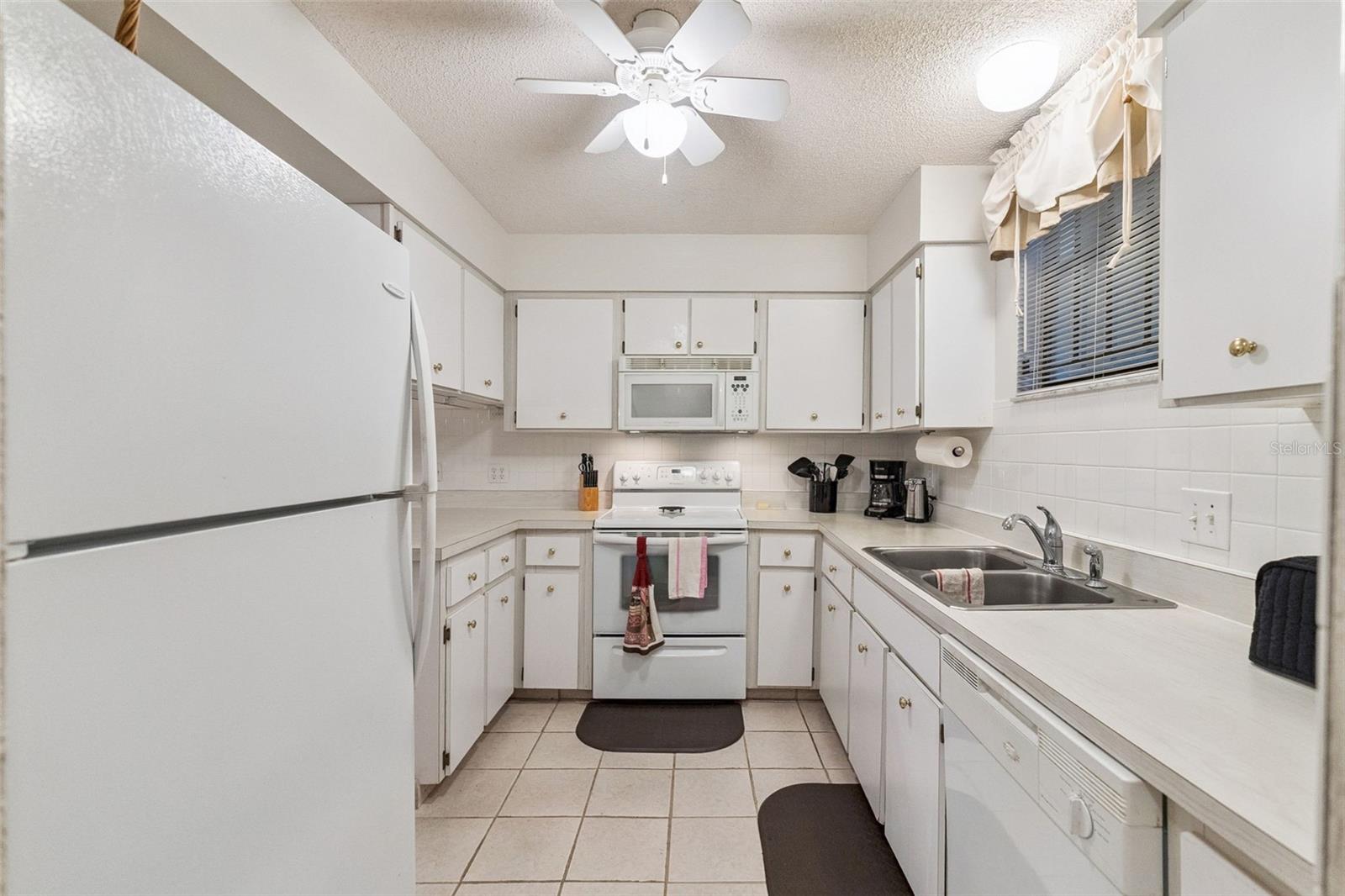 325 WILDER BLVD #103 — photo 5