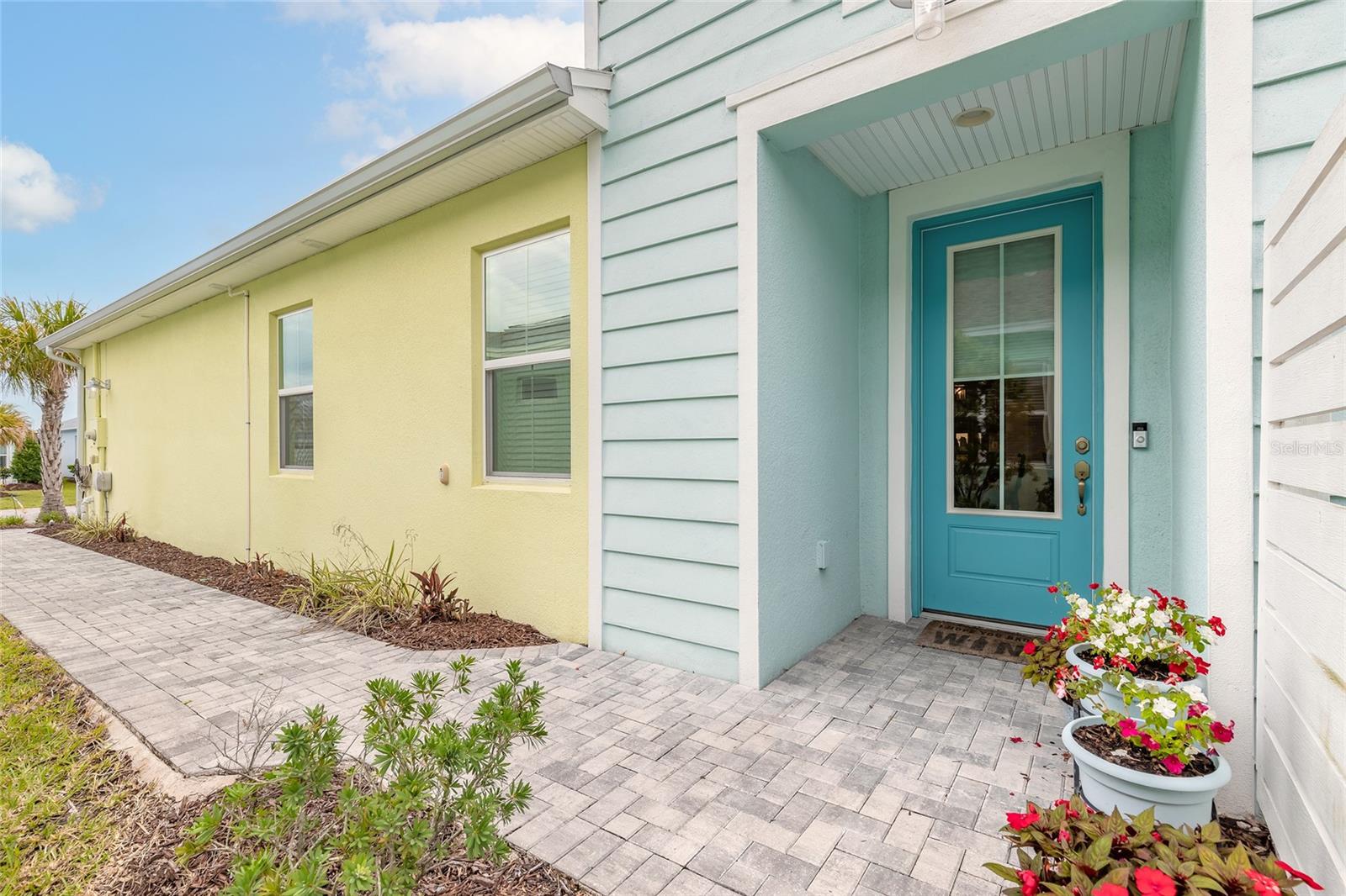 230 SAND BAR LN — photo 3