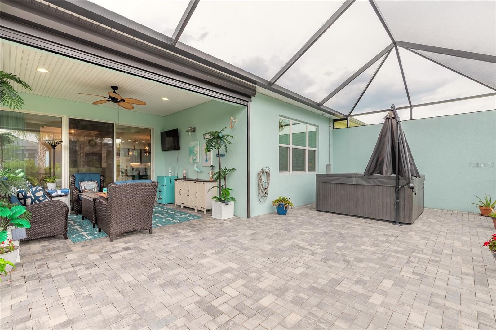 230 SAND BAR LN — photo 10